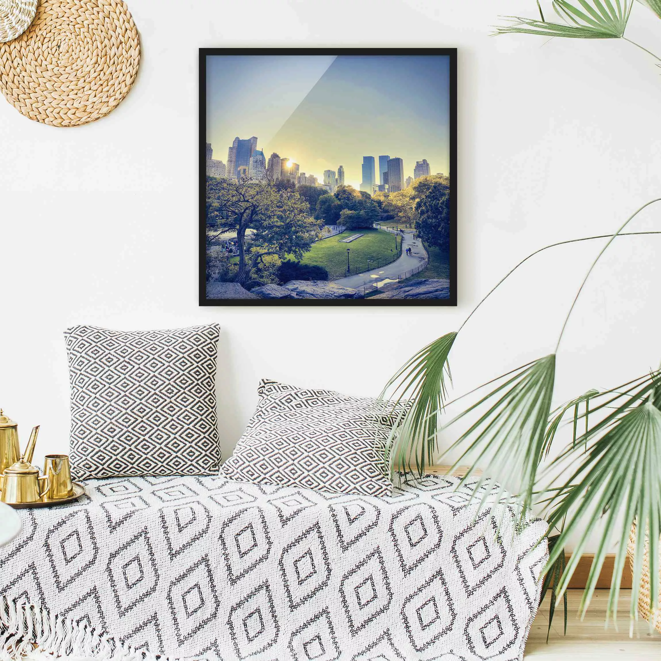 Bild mit Rahmen Architektur & Skyline - Quadrat Peaceful Central Park günstig online kaufen