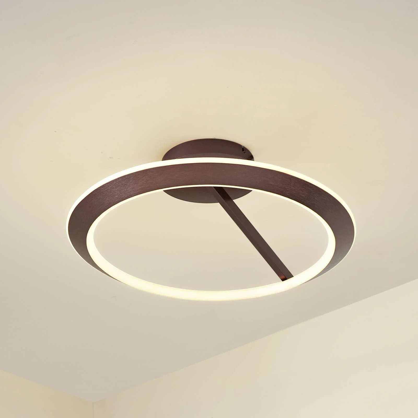 Lucande LED-Deckenleuchte Eldra, kaffeebraun, Ø 55 cm, CCT günstig online kaufen