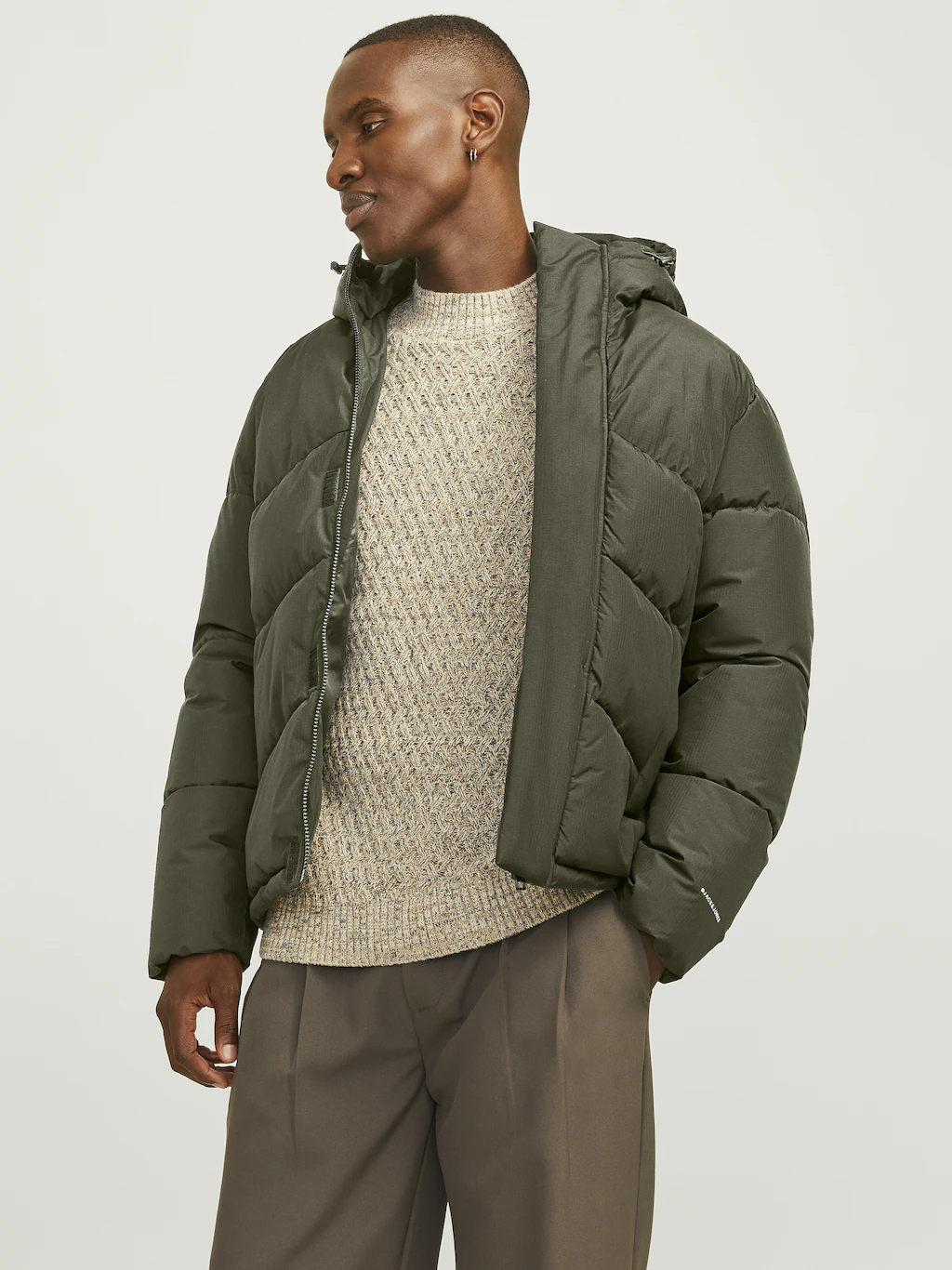 Jack & Jones Steppjacke "JJWORLD PUFFER JACKET", mit Kapuze günstig online kaufen