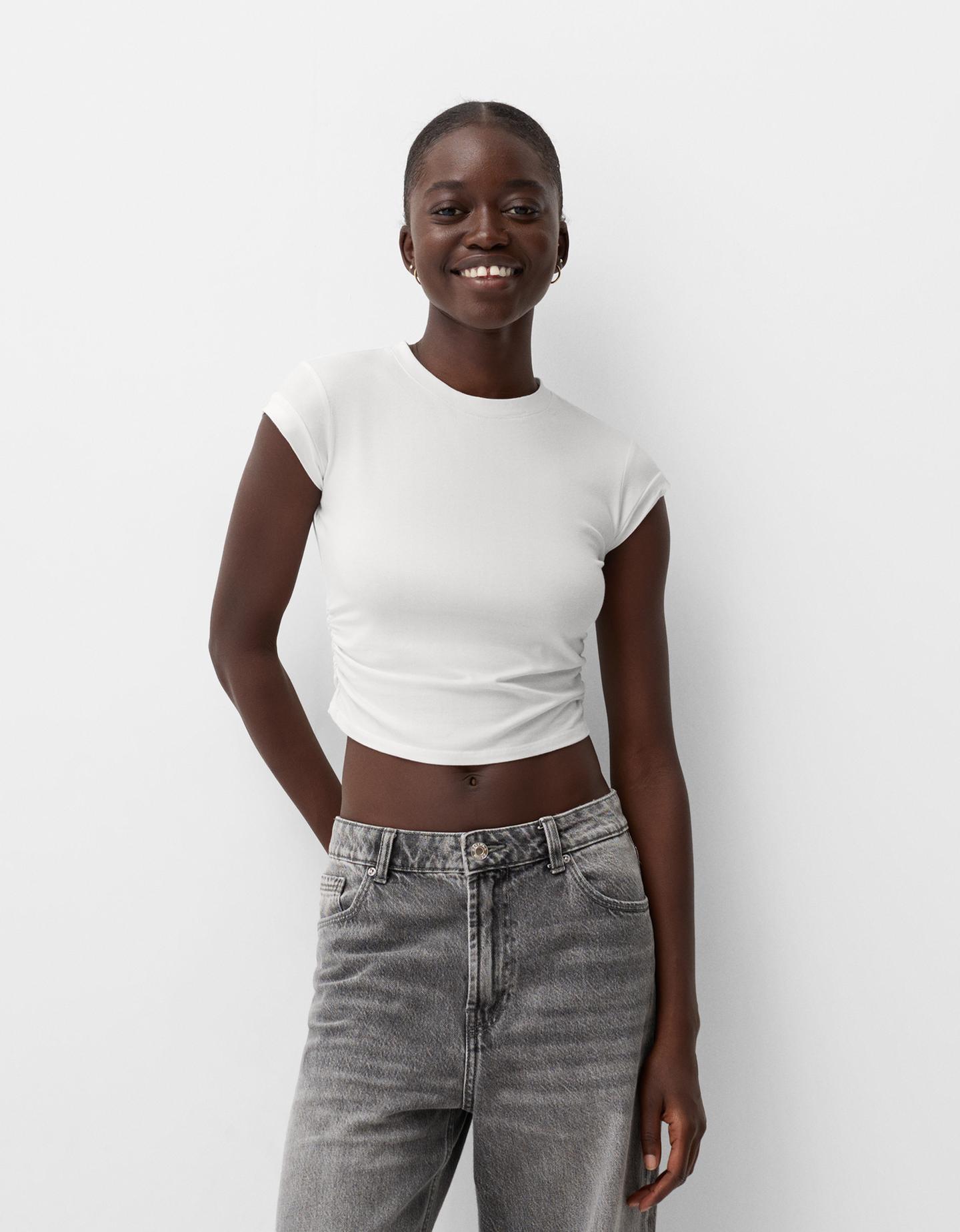 Bershka T-Shirt Mit Kurzen Ärmeln Damen Xs Grbrochenes Weiss günstig online kaufen