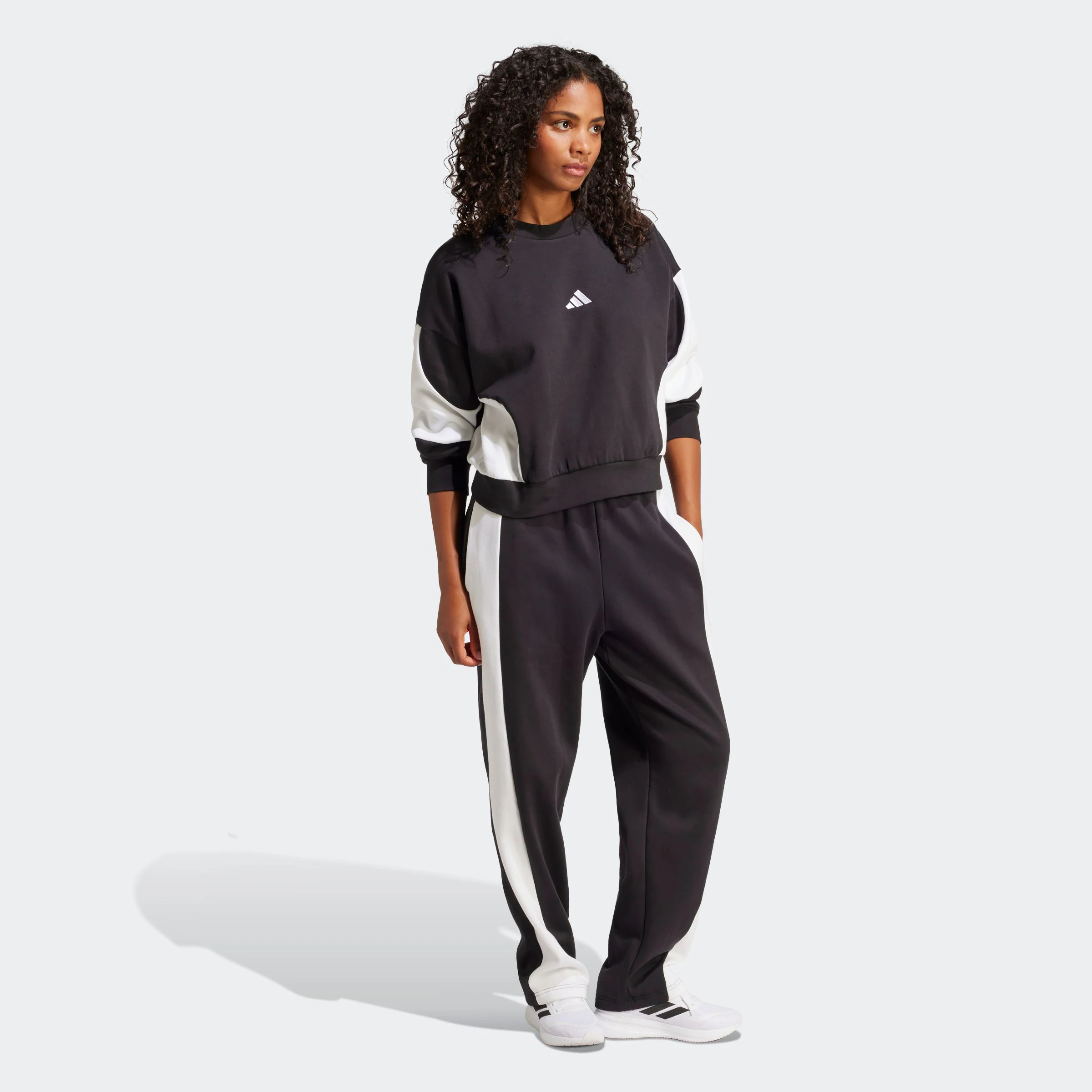 adidas Sportswear Trainingsanzug "W LAZIDAY TS", (2 tlg.) günstig online kaufen