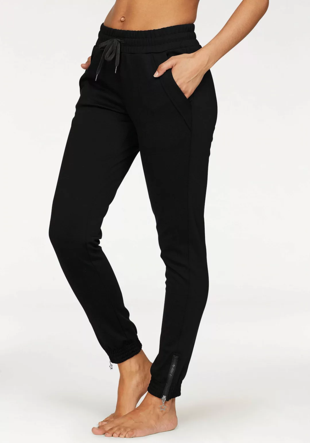 Bench. Loungewear Relaxhose, mit schmalem Bein und Zipper am Saum, Loungewe günstig online kaufen