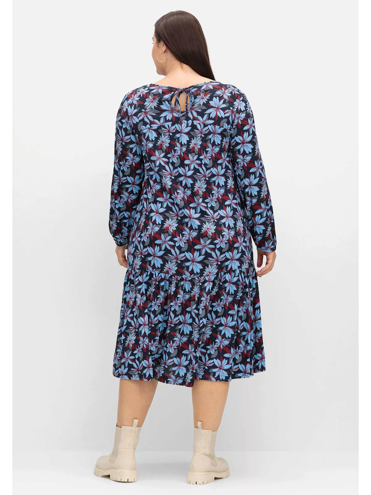 Sheego Jerseykleid "Große Größen", mit Minimalprint und Taillen-Tunnelzug günstig online kaufen