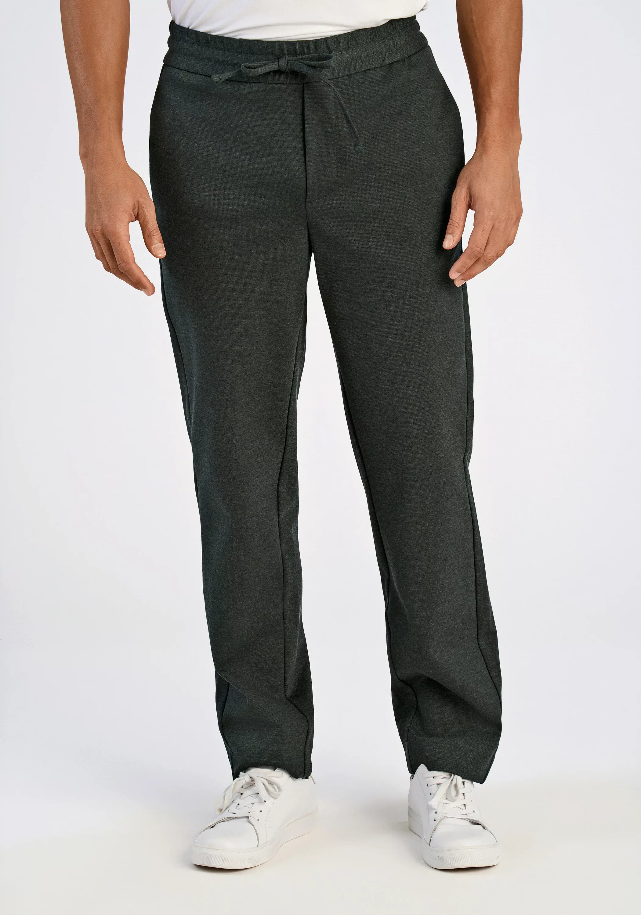 LINDBERGH Jogginghose, mit elastischem Bund mit Kordelzug günstig online kaufen