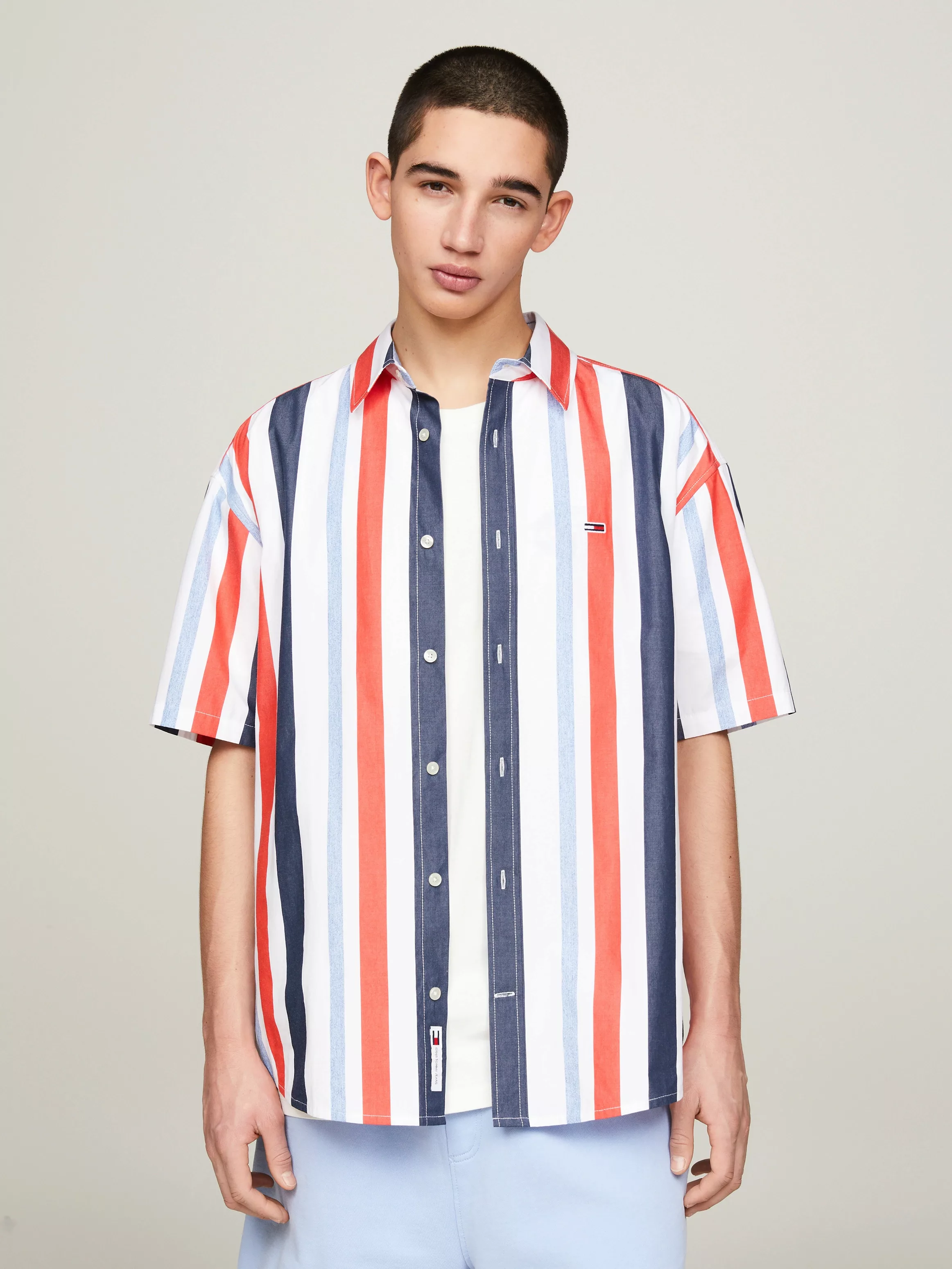 Tommy Jeans Kurzarmhemd "TJM RLX STRIPES SHIRT", mit mehrfarbigen Streifen günstig online kaufen