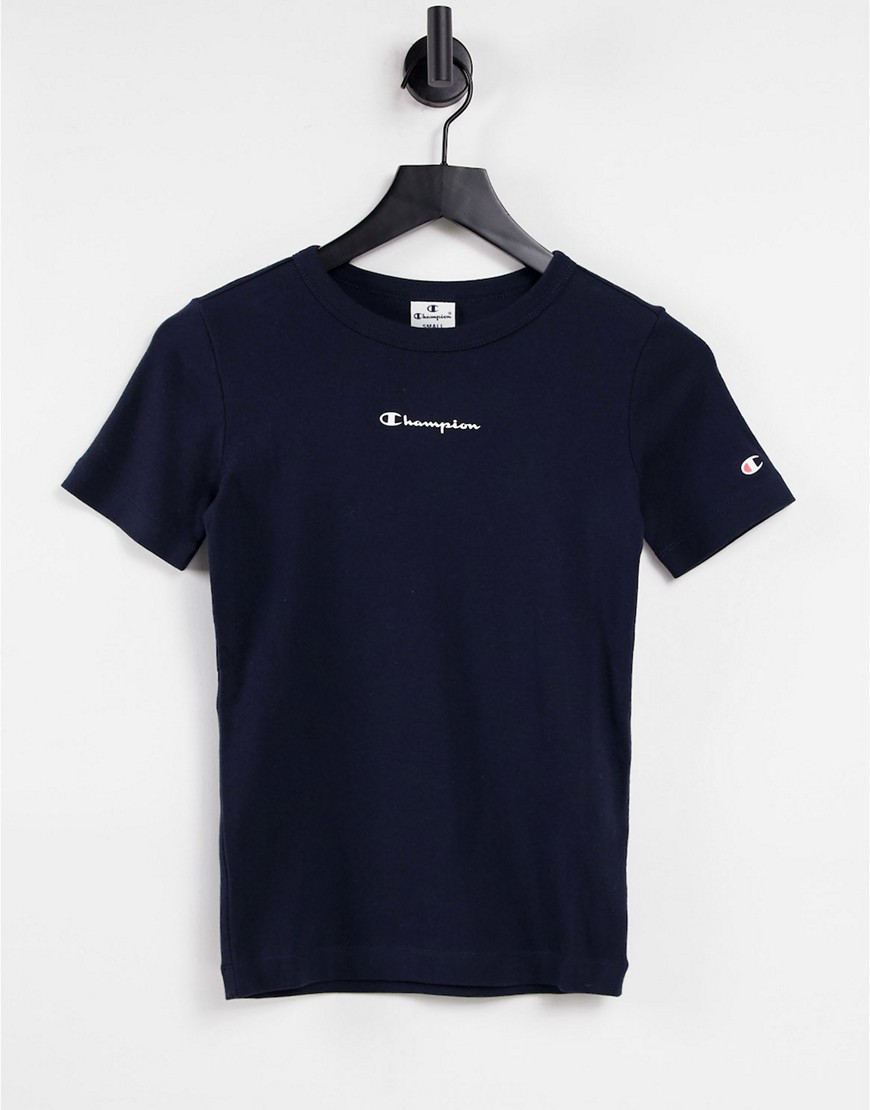 Champion – Geripptes T-Shirt mit Logo in Marine-Marineblau günstig online kaufen