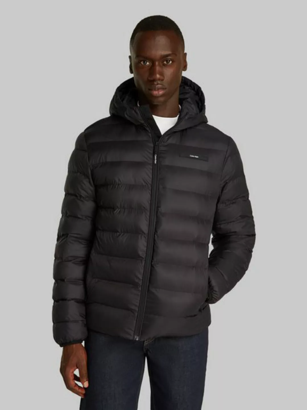 Calvin Klein Outdoorjacke RECYCLED HOODED PUFFER JACKET mit Logopatch günstig online kaufen