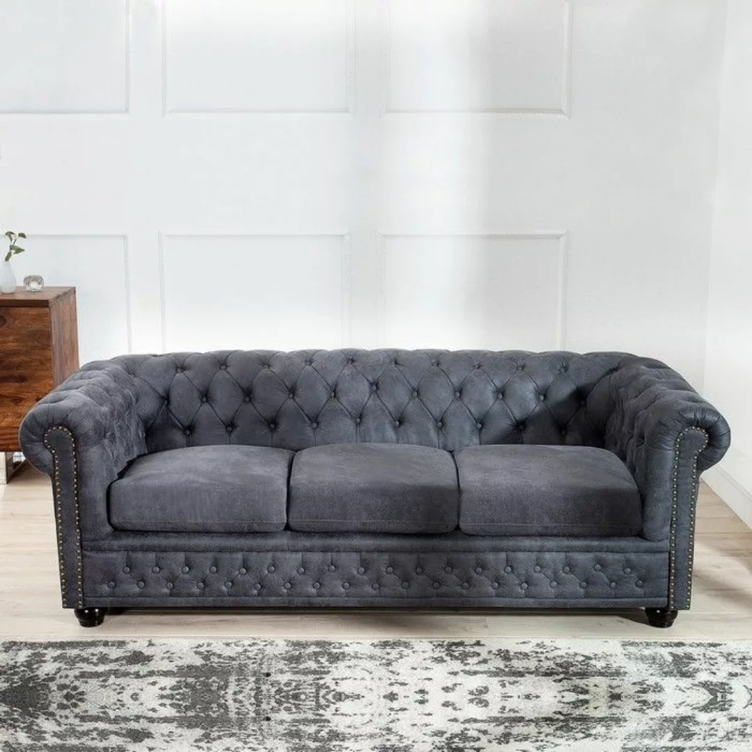 3er Sofa WINCHESTER Grau im klassisch englischen Chesterfield-Stil günstig online kaufen
