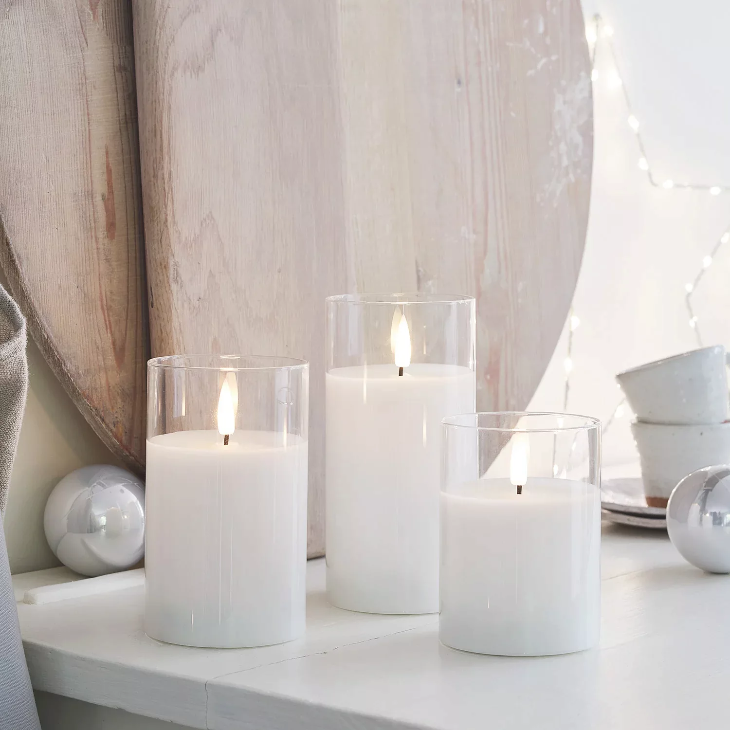 TruGlow® LED Kerzen Trio weiß in Gläsern günstig online kaufen