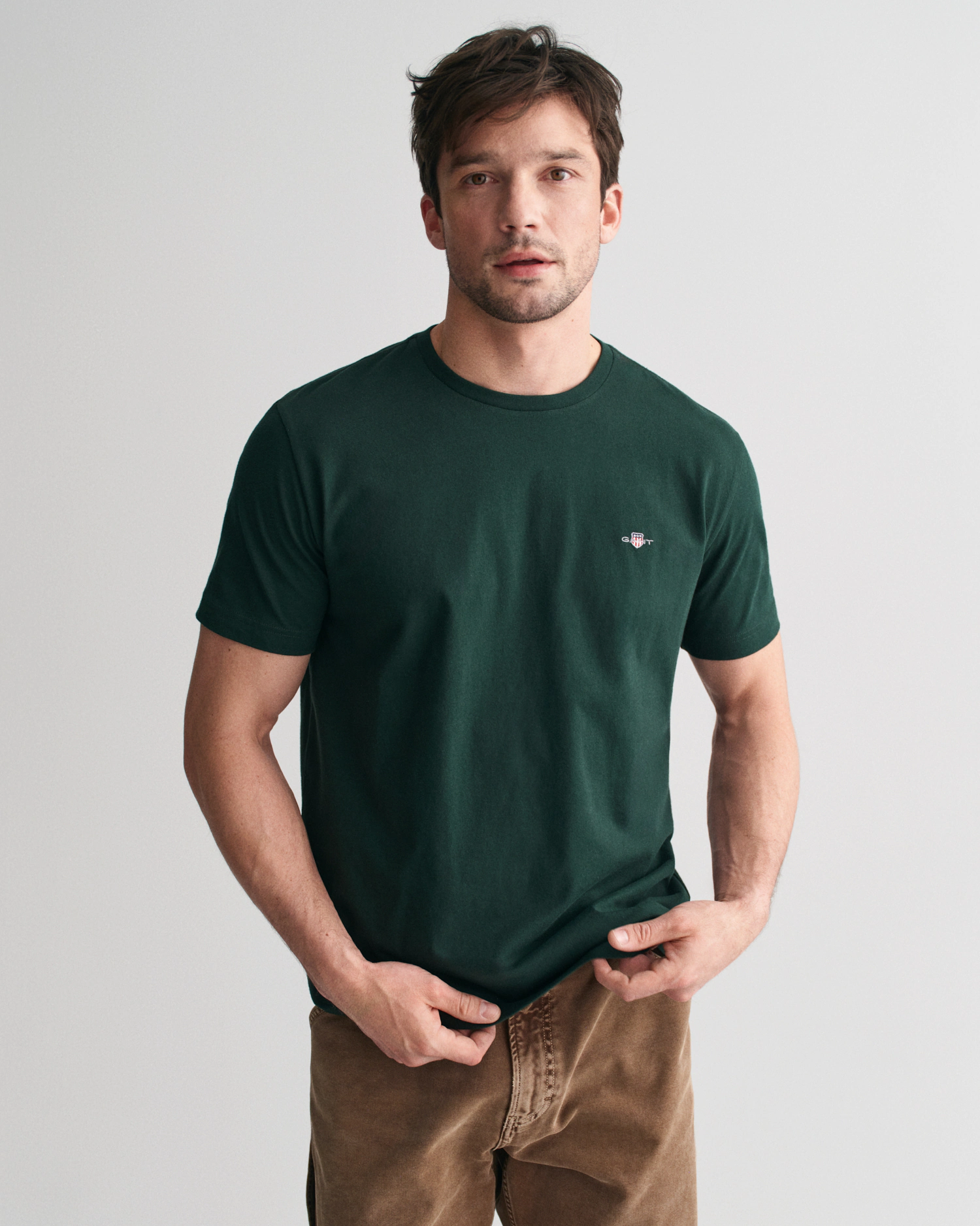 Gant T-Shirt "REG SHIELD SS T-SHIRT", mit Logostickerei auf der Brust günstig online kaufen