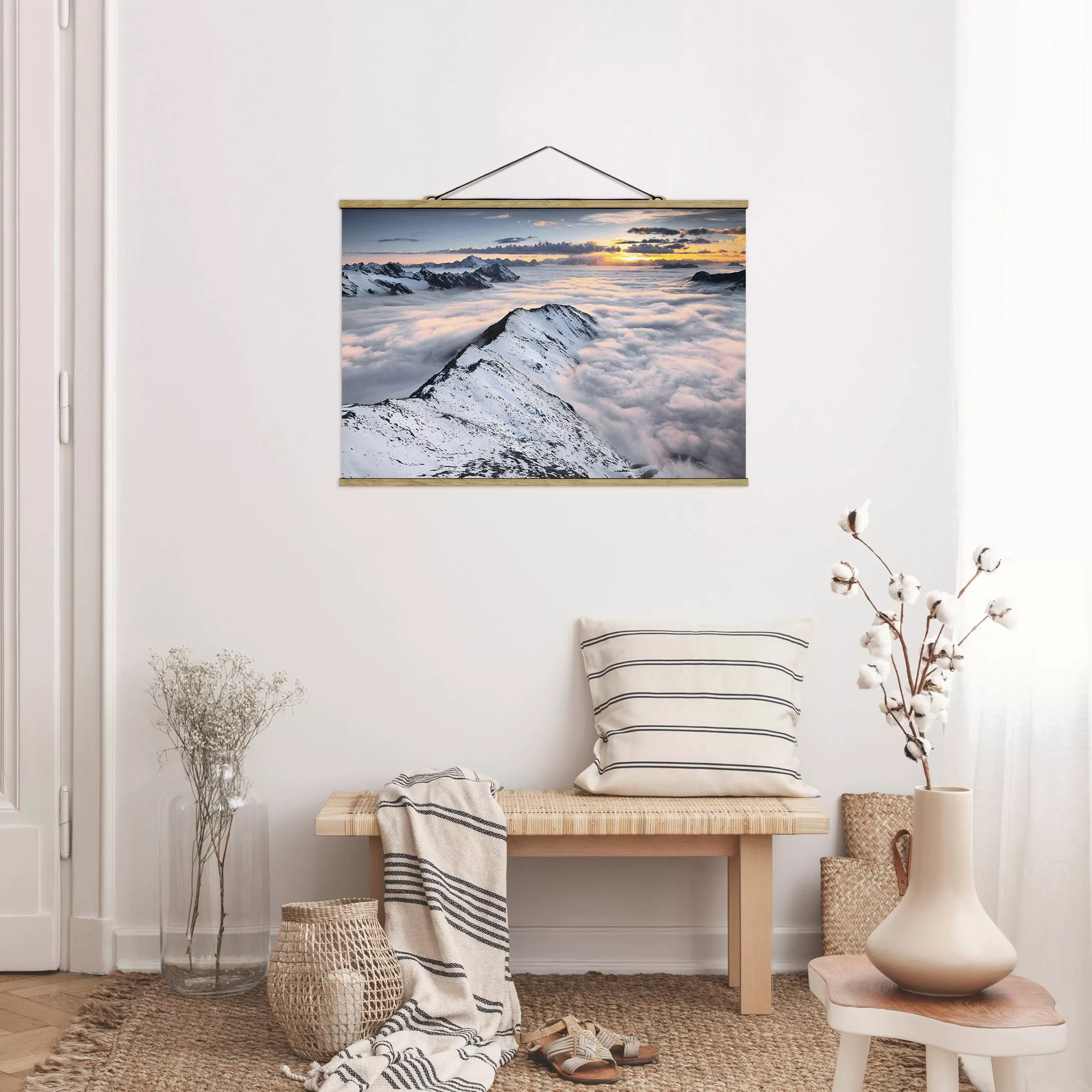 Stoffbild Berge mit Posterleisten - Querformat Blick über Wolken und Berge günstig online kaufen