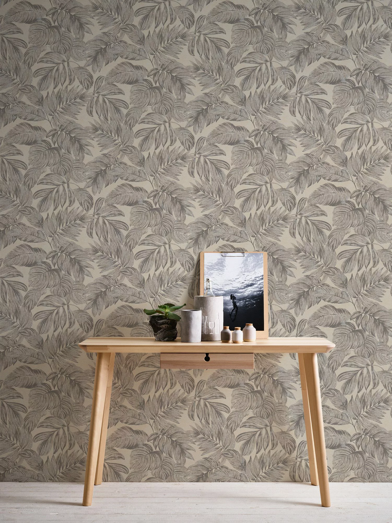 Bricoflor Tapete Beige Silber Palmenblätter Vliestapete mit Schimmer Effekt günstig online kaufen