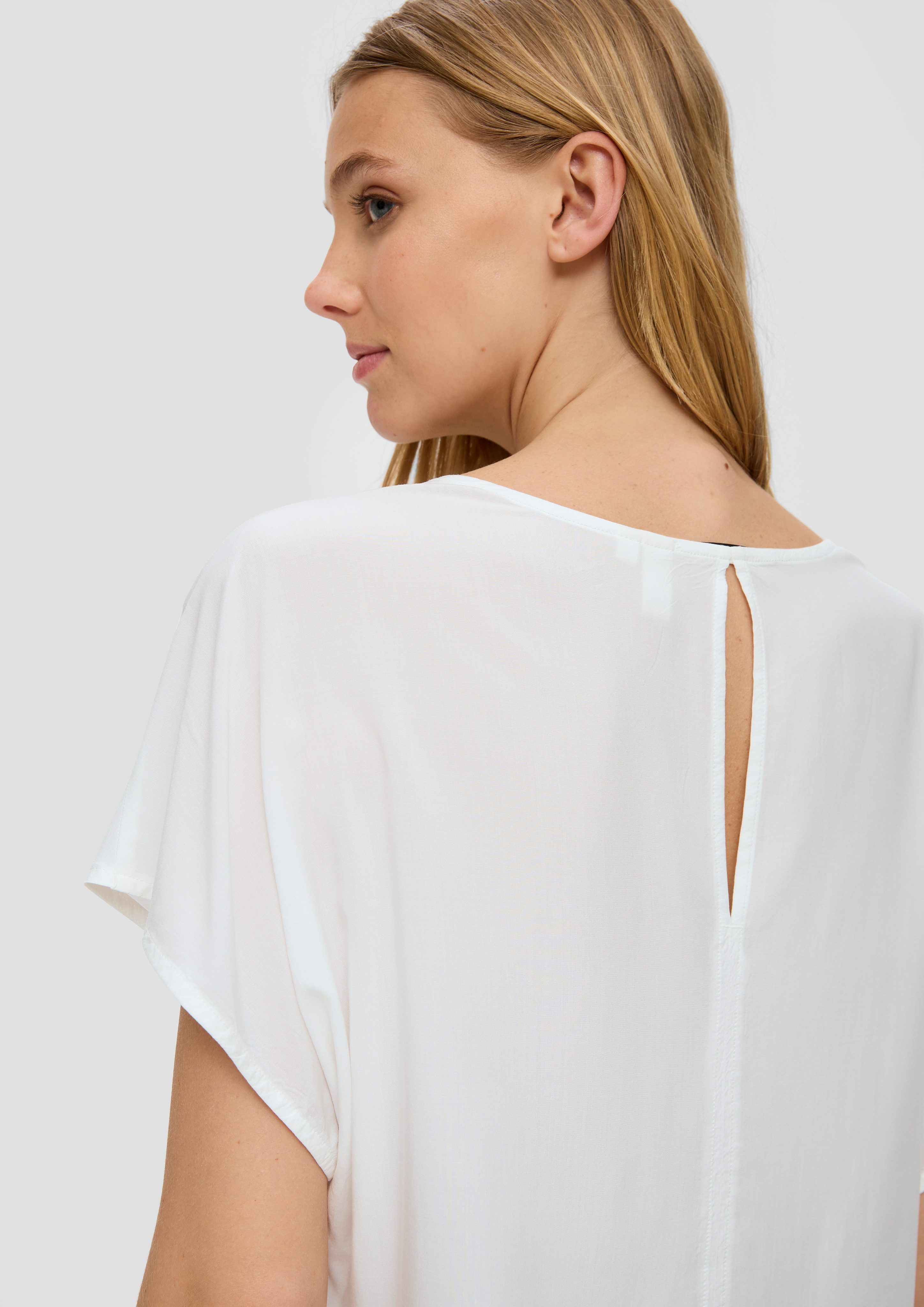 QS Kurzarmbluse Oversized Viskose-Bluse mit verlängertem günstig online kaufen