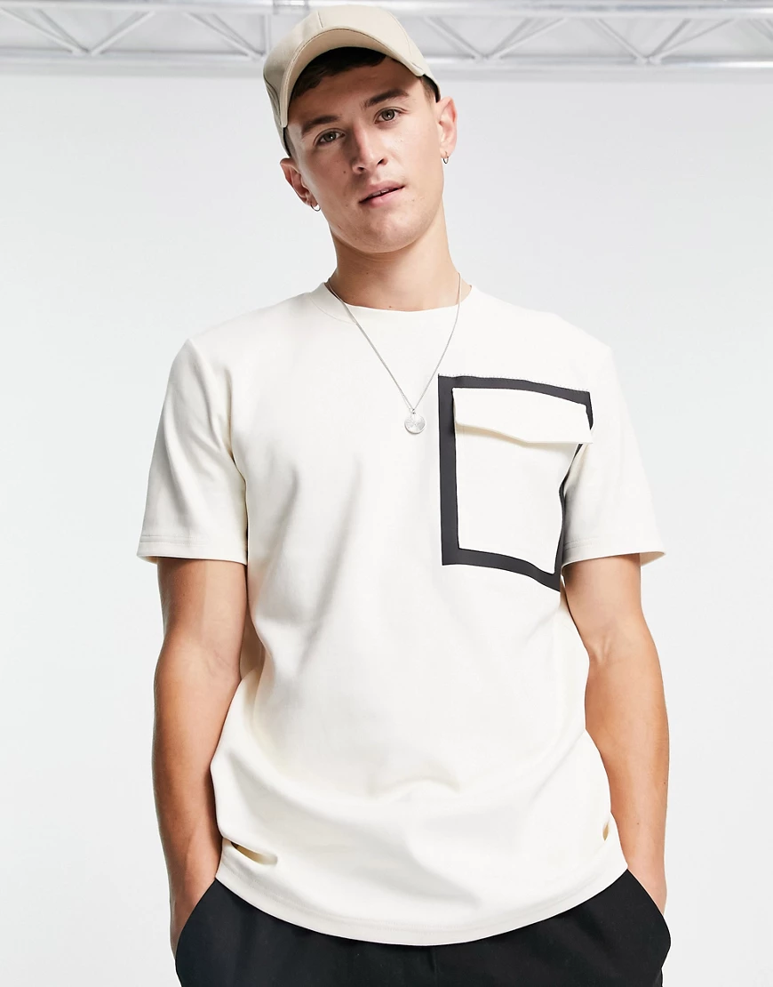 BOSS – TScuba – T-Shirt mit Tasche in Hellbeige-Neutral günstig online kaufen