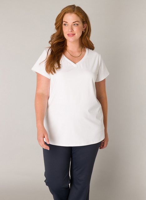 Base Level Curvy V-Shirt Lilly mit Stretch günstig online kaufen