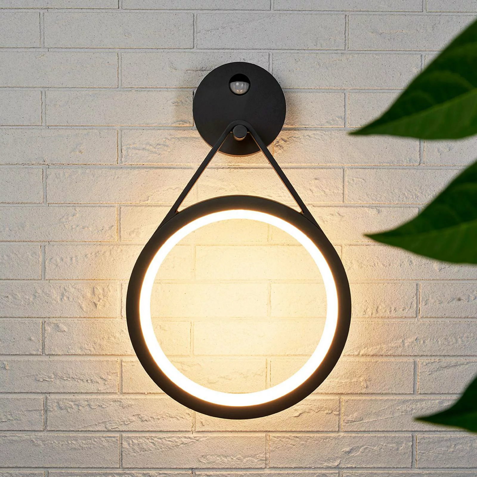LED-Außenwandlampe Mirco mit Sensor, ringförmig günstig online kaufen
