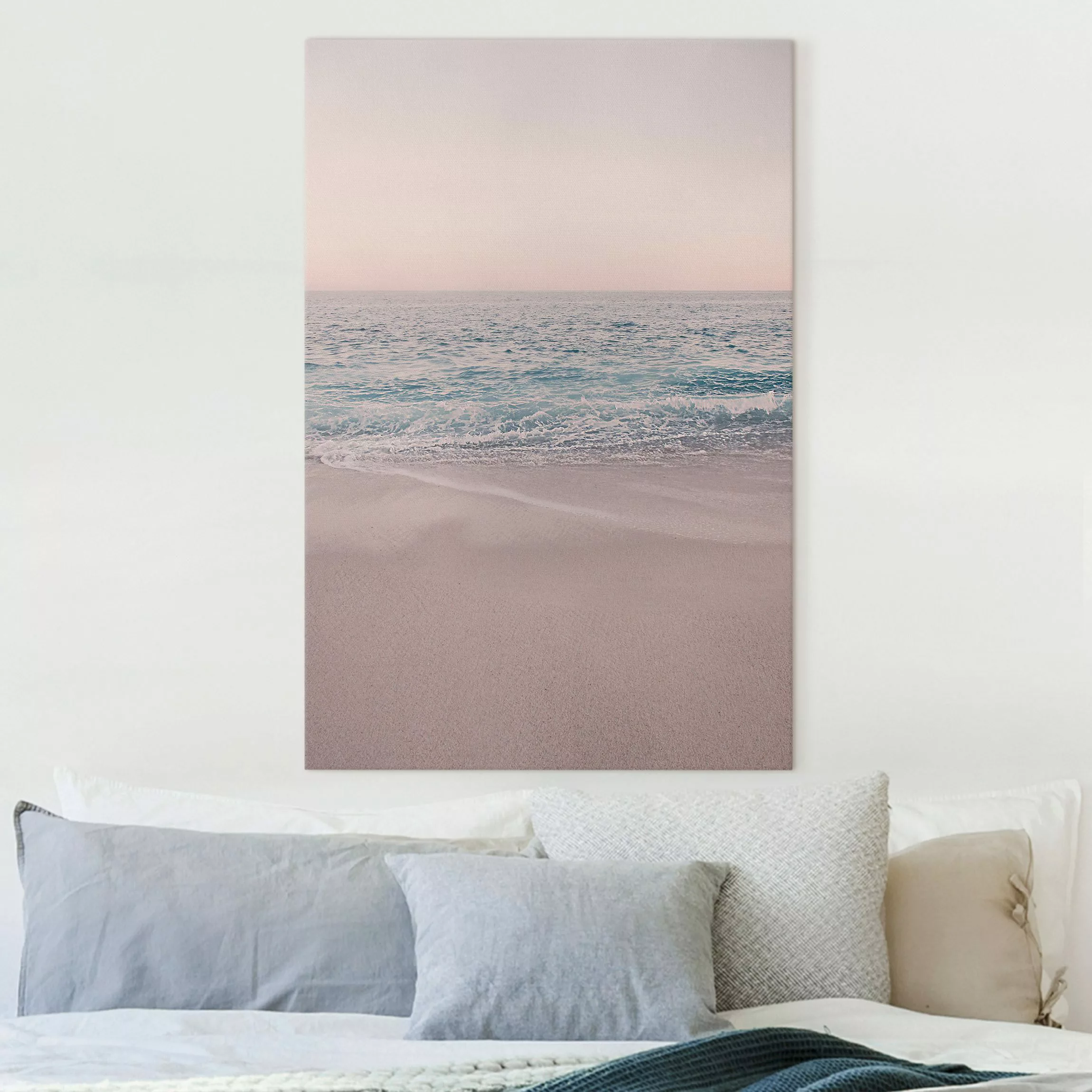 Leinwandbild Roségoldener Strand am Morgen günstig online kaufen