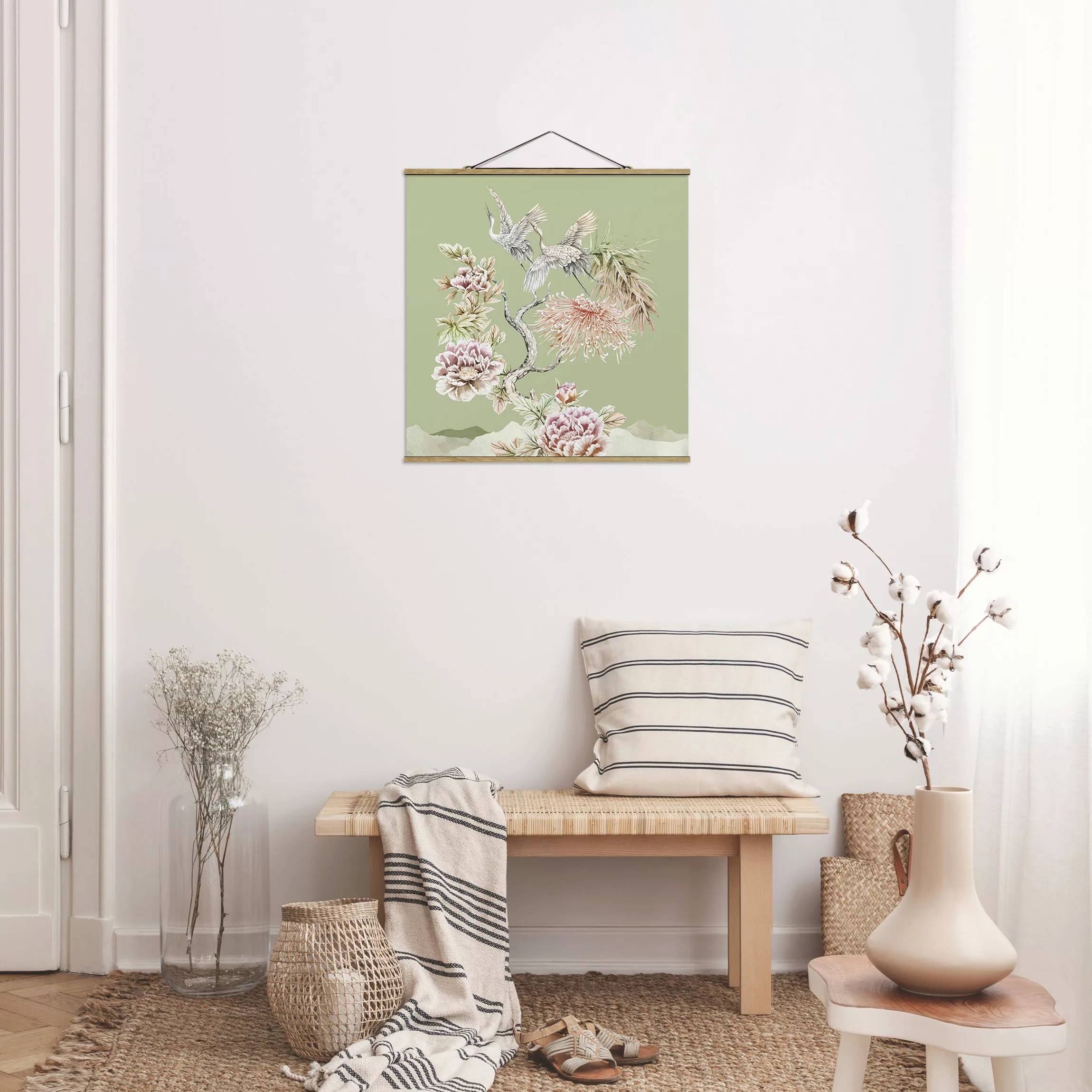 Stoffbild mit Posterleisten Aquarell Störche im Flug mit Blumen auf Grün günstig online kaufen