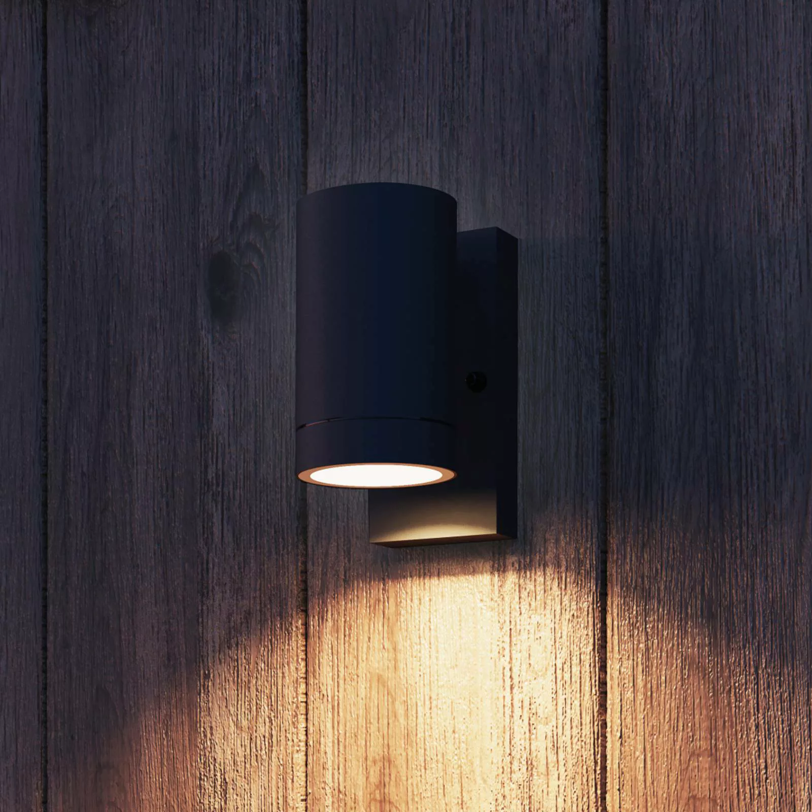 Calex Außenwandleuchte Alba GU10, Downlight, schwarz, Sensor günstig online kaufen