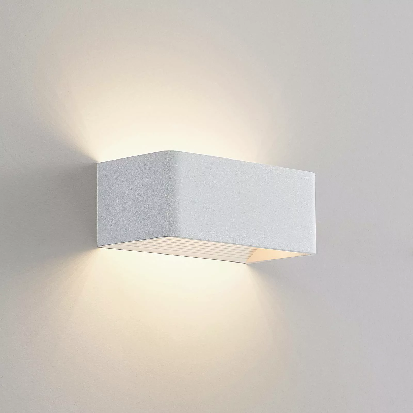 Arcchio Karam LED-Wandleuchte, 20 cm, weiß günstig online kaufen