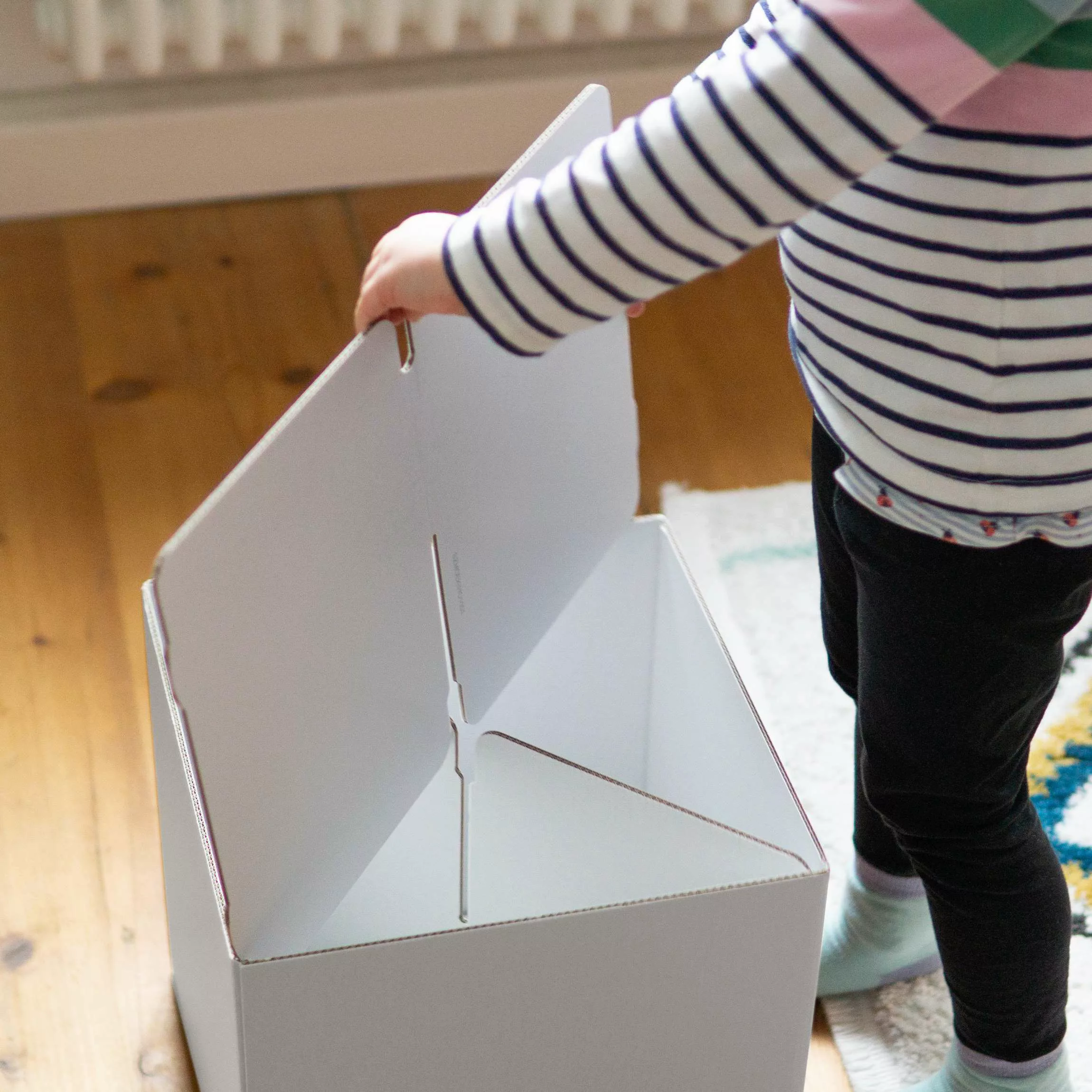 FOLDZILLA 2-teiliges Kinderhocker Set Pappe Niedlicher Hase & Koala günstig online kaufen