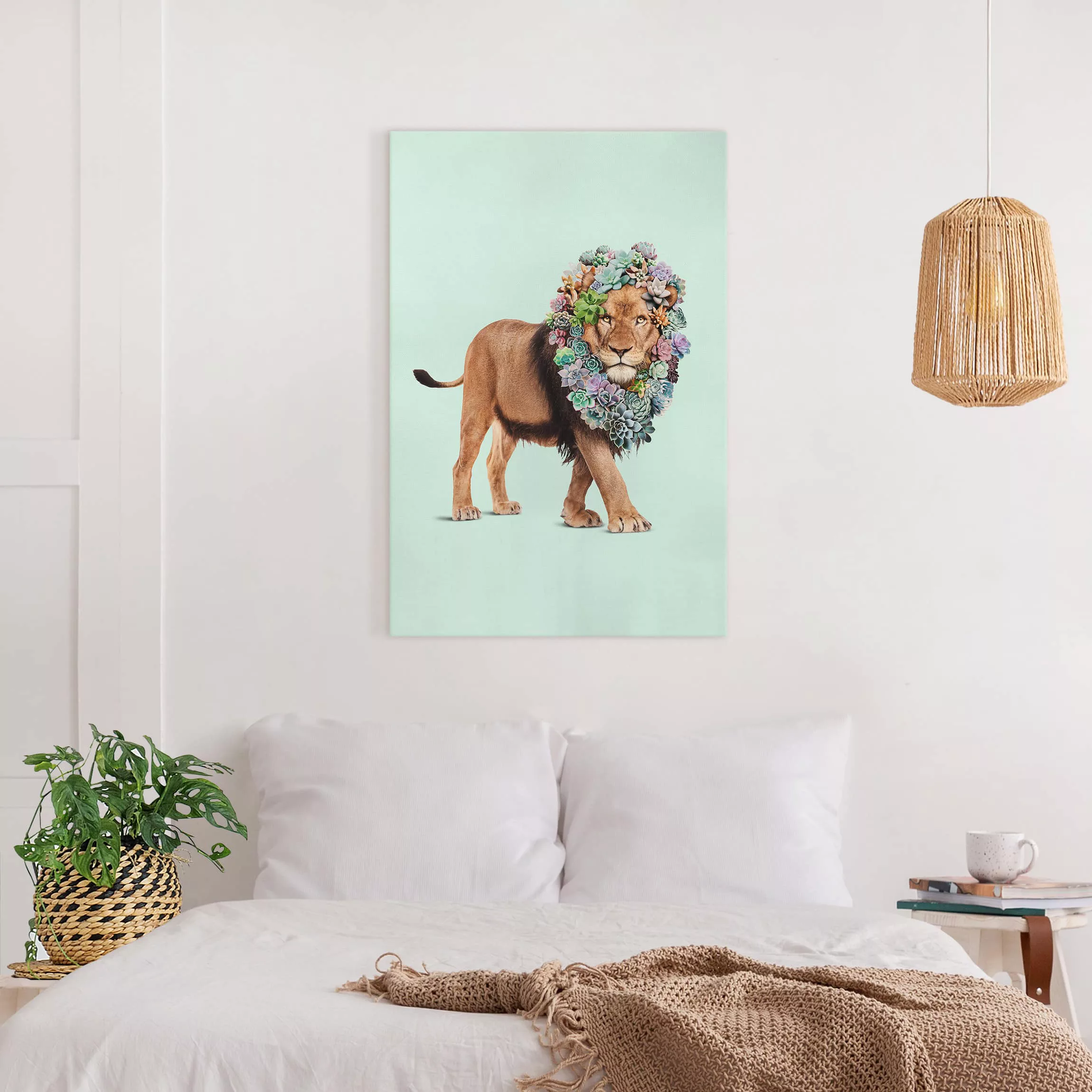 Leinwandbild Kinderzimmer - Hochformat Löwe mit Sukkulenten günstig online kaufen