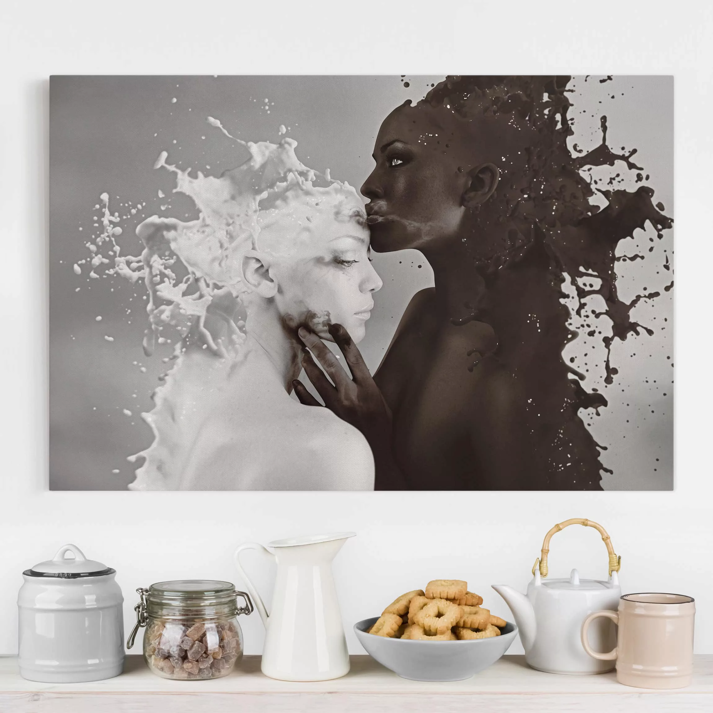 Leinwandbild Küche - Querformat Milch & Kaffee Kuss günstig online kaufen