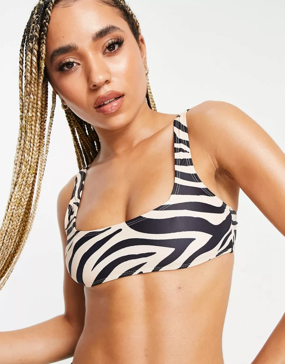 Public Desire – Bikinioberteil mit kurzem Schnitt und Tigermuster-Mehrfarbi günstig online kaufen