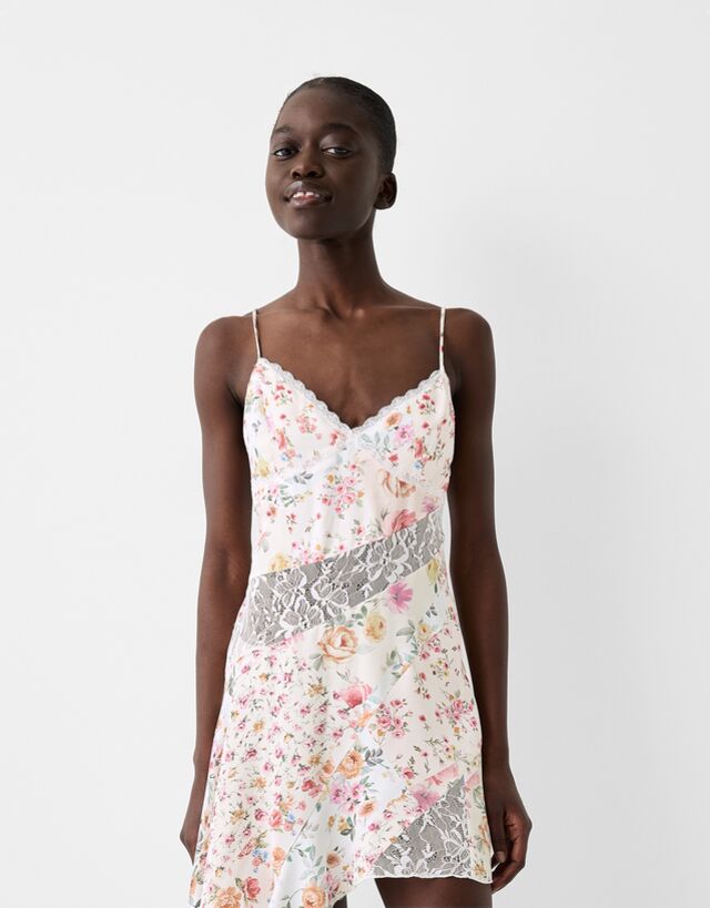 Bershka Asymmetrisches Kleid Mit Print Damen S Kombiniert günstig online kaufen