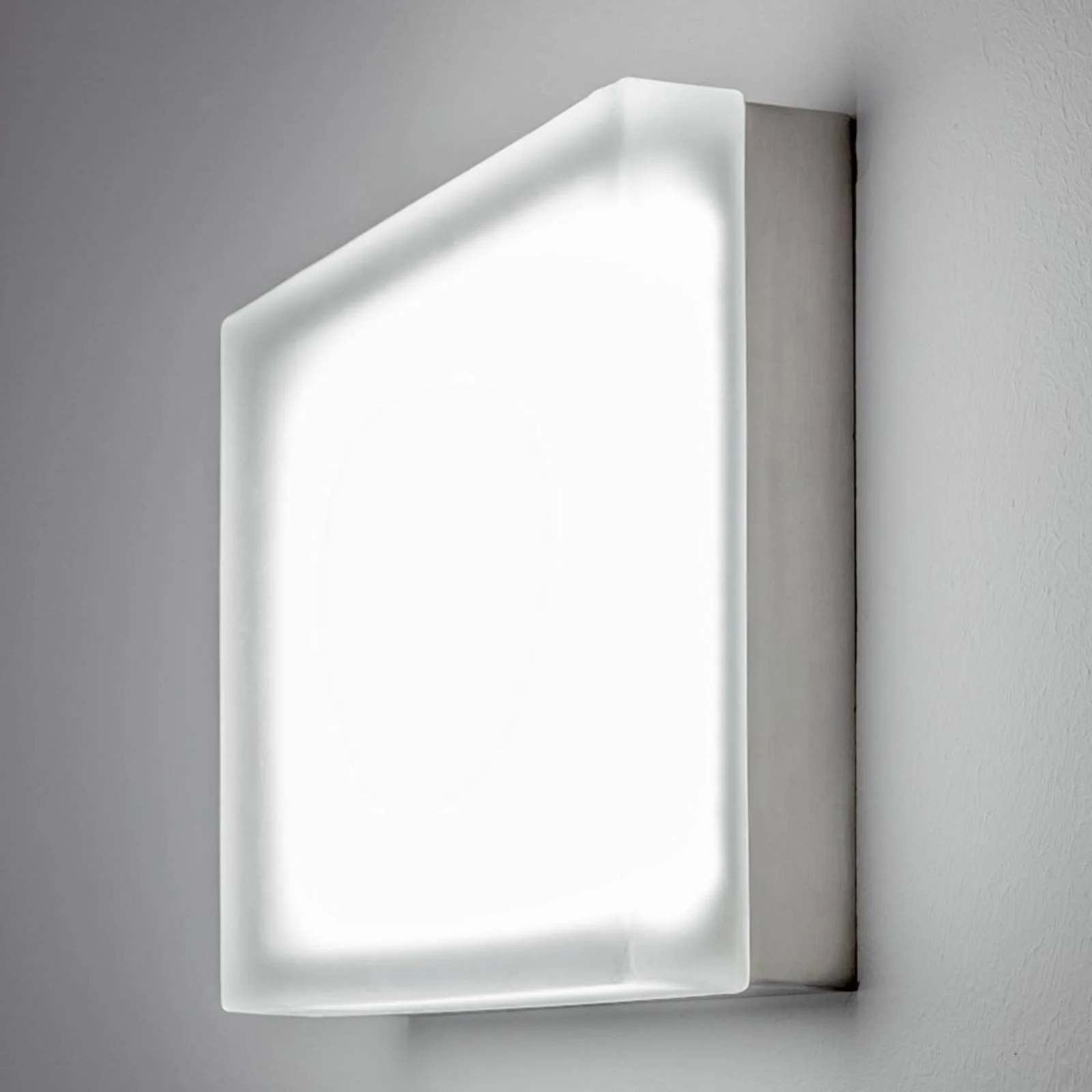 Moderne LED-Wandleuchte Briq 02L universalweiß günstig online kaufen
