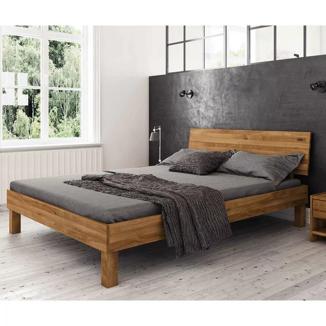 Holzbett aus Wildeiche Massivholz modern günstig online kaufen