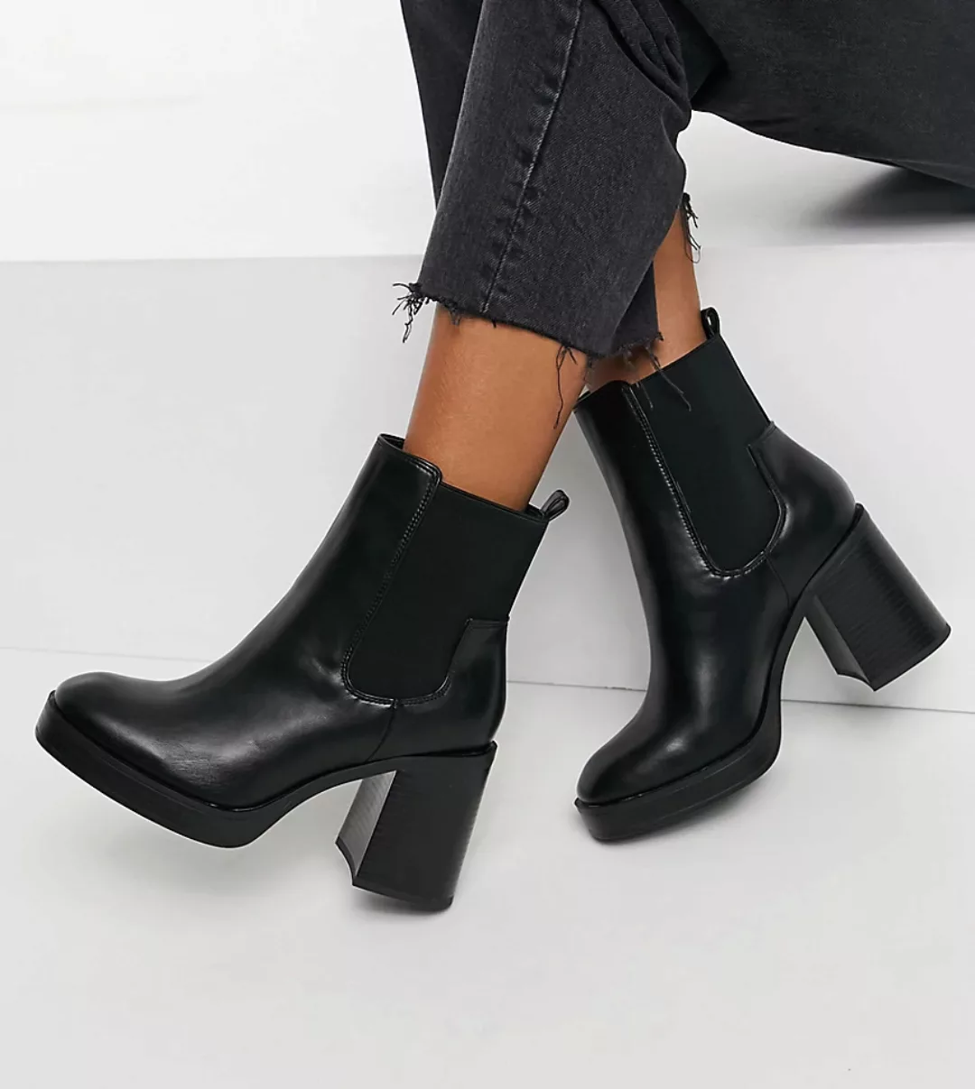 Public Desire Wide Fit – Klara – Ankle-Boots mit klobigem Absatz in Schwarz günstig online kaufen