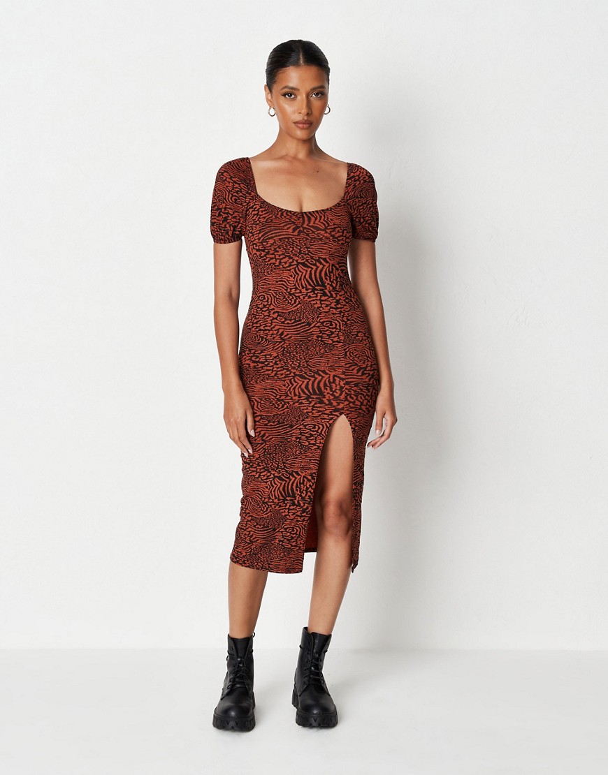 Missguided – Midaxi-Kleid im Milchmädchenstil mit Schlitz und Animal-Print günstig online kaufen