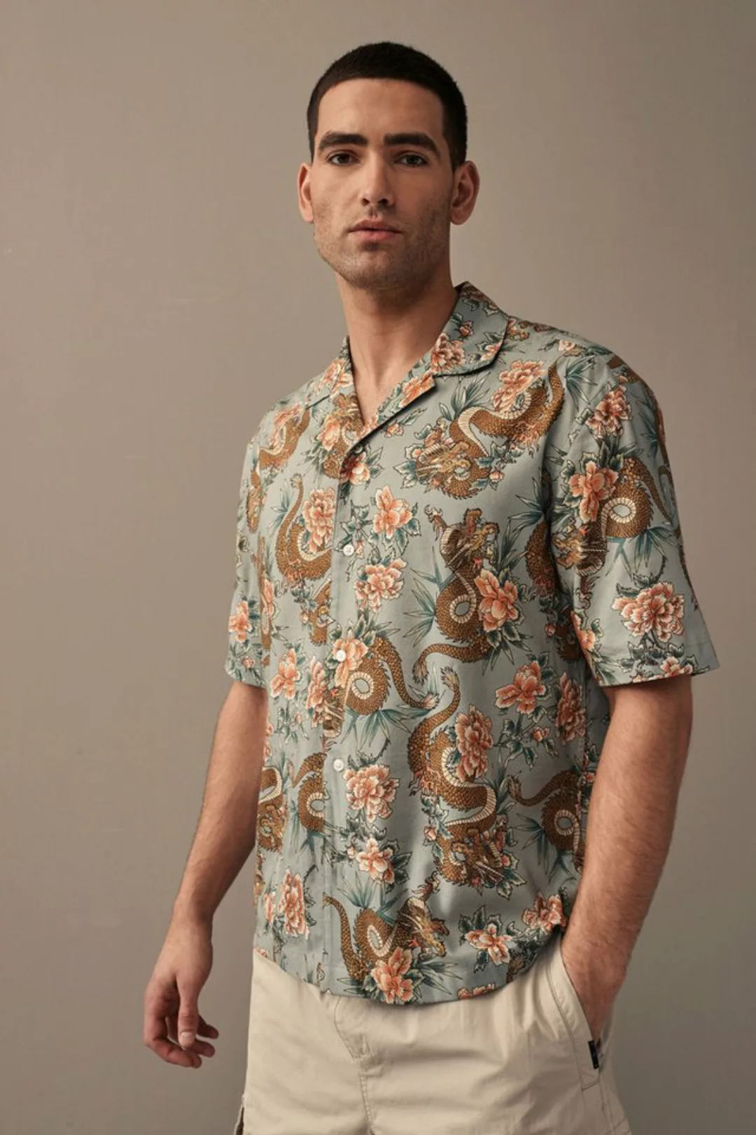 Next Kurzarmhemd Gemustertes Kurzarmhemd mit kubanischem Kragen (1-tlg) günstig online kaufen
