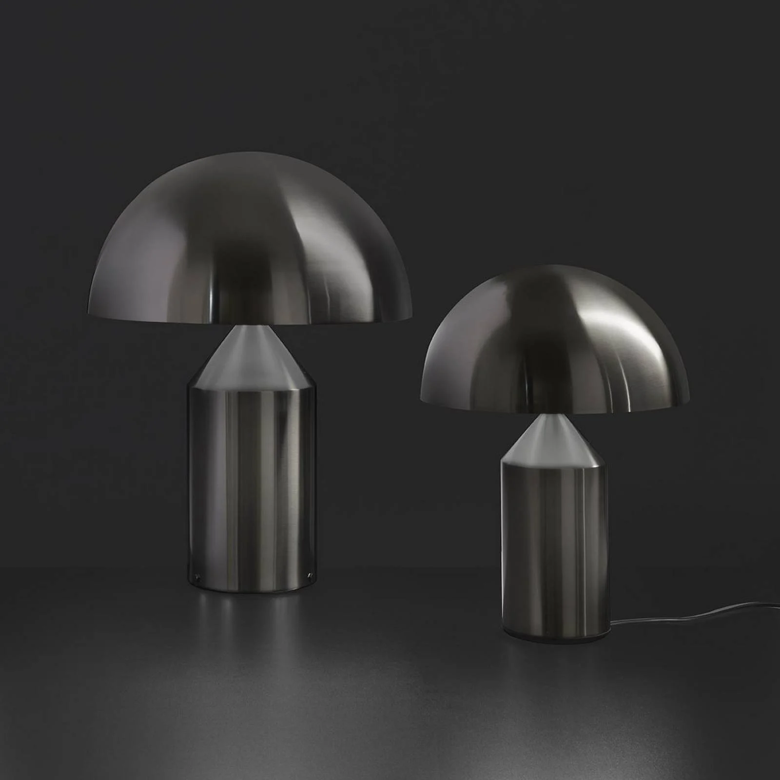 Oluce Tischleuchte Atollo, nickel satin, Alu, Ø 25 cm günstig online kaufen