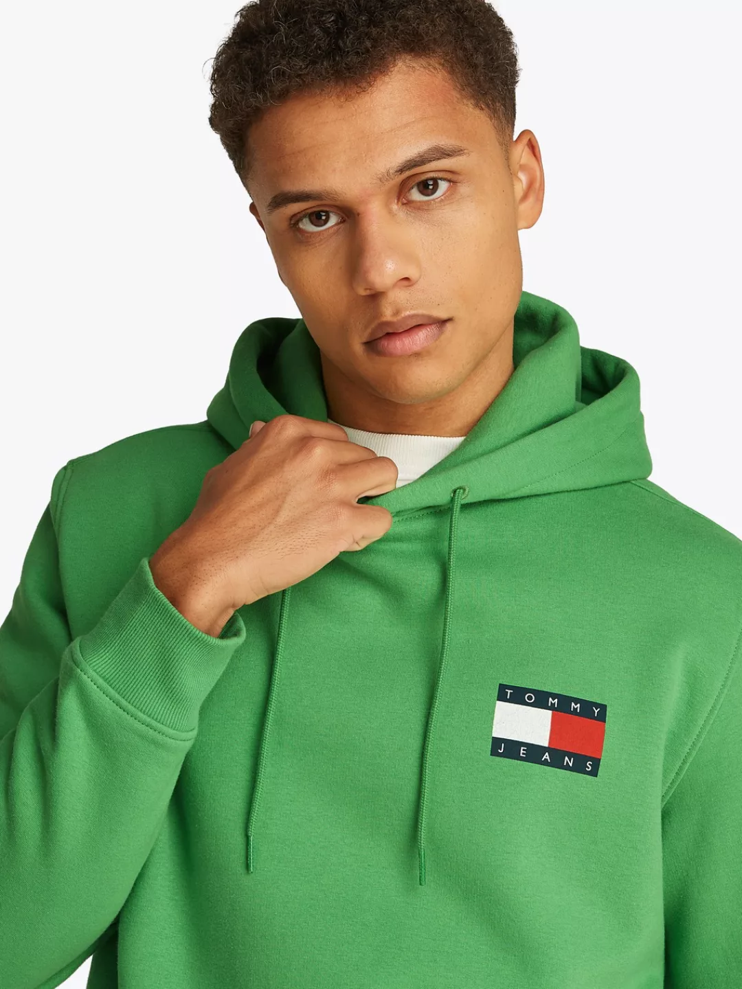 Tommy Jeans Sweatshirt "TJM REG ESSENTIAL FLAG HOOD EXT", mit bedruckten Ma günstig online kaufen