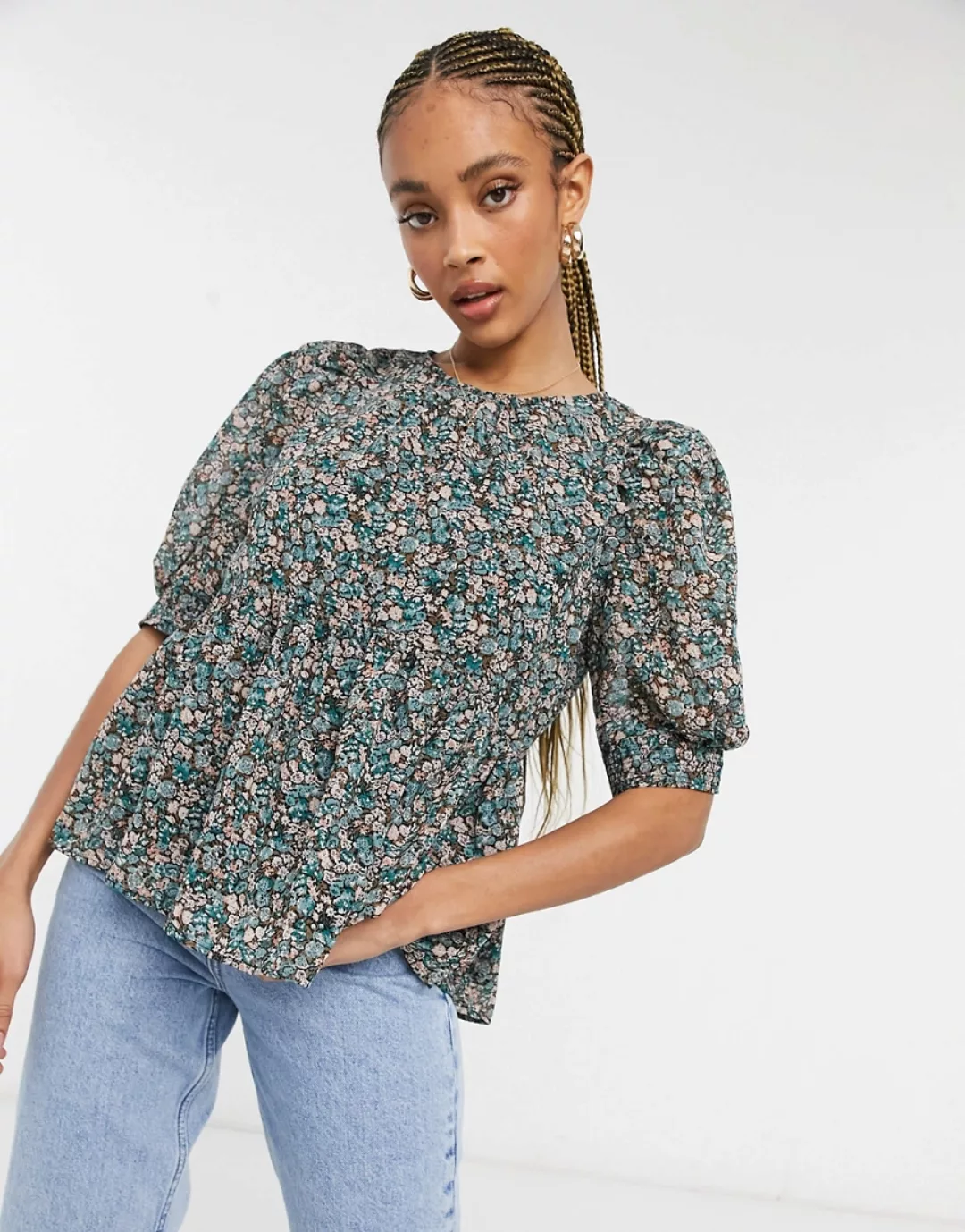 Only – Bluse mit Schößchen und Blumenmuster-Grün günstig online kaufen