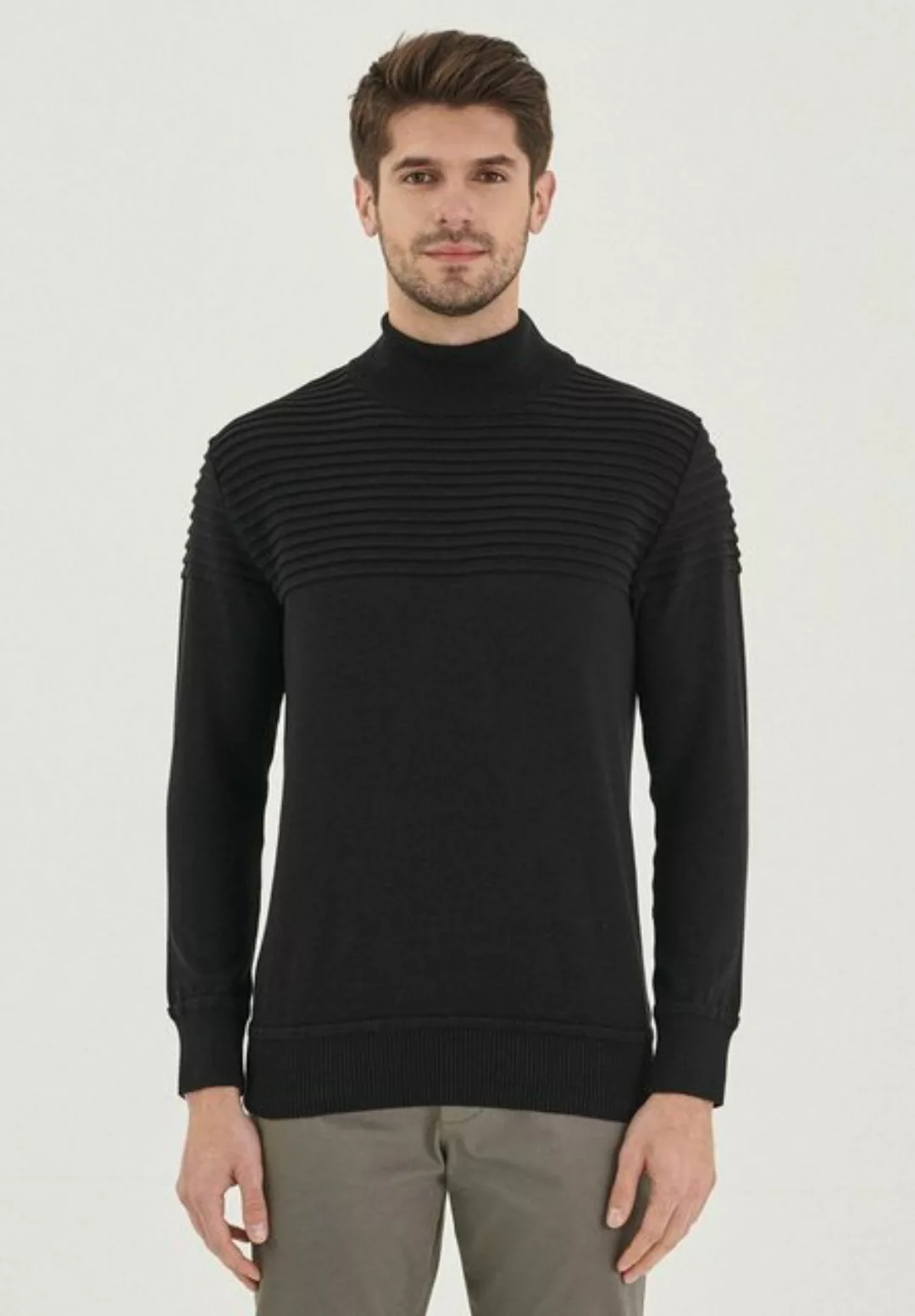 ORGANICATION Rollkragenpullover Men's Turtleneck Sweater in Black günstig online kaufen