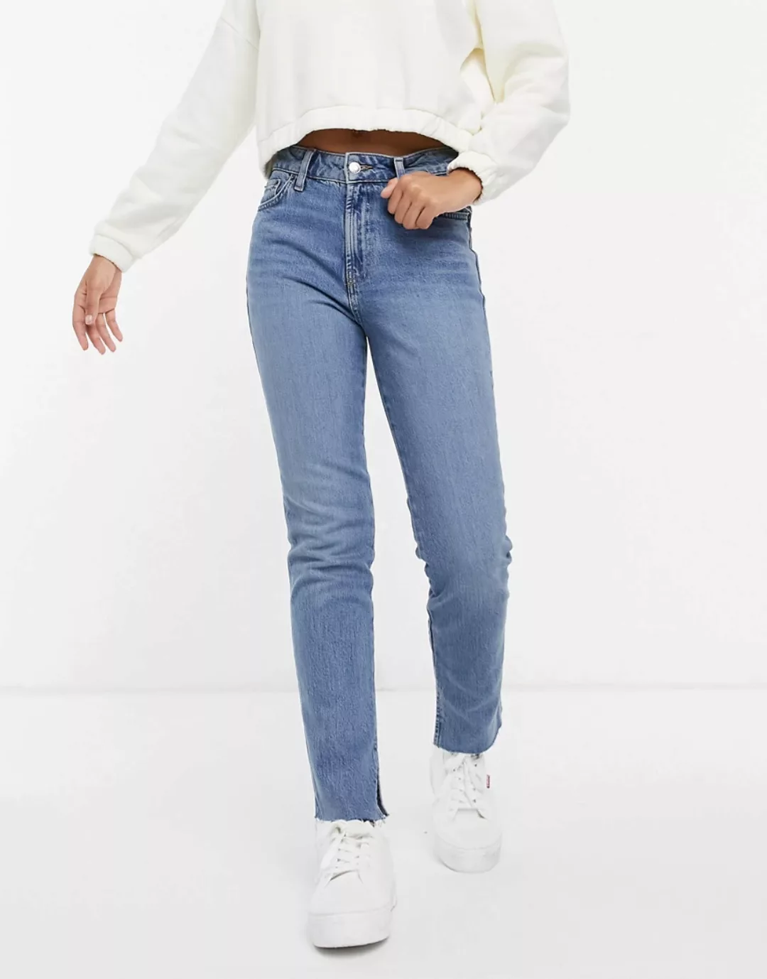 ASOS DESIGN – Eng geschnittene Jeans im Vintage-Look in mittlerer Waschung günstig online kaufen