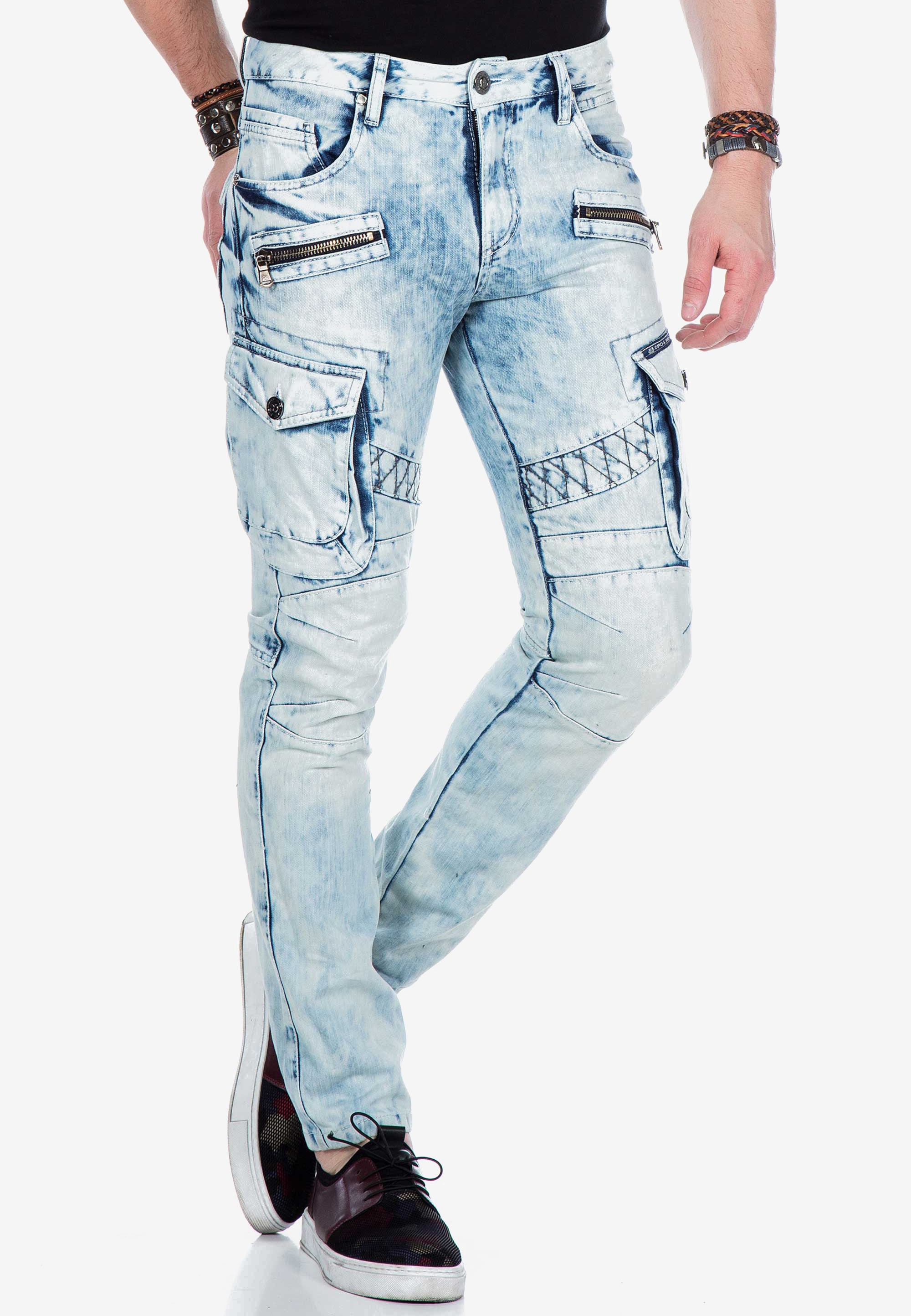 Cipo & Baxx Bequeme Jeans, im Cargo-Style mit Deko-Zippern in Straight Fit günstig online kaufen