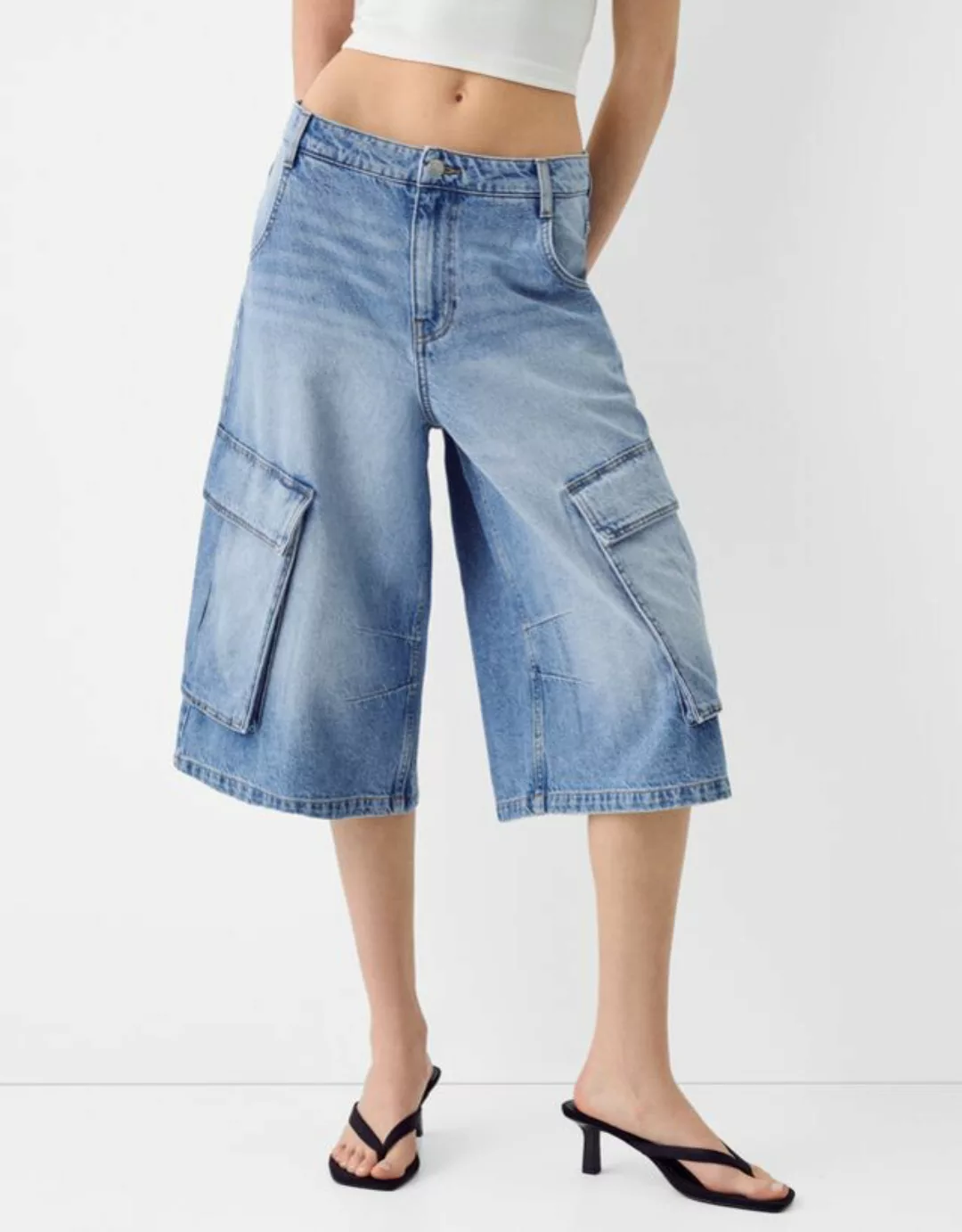 Bershka Baggy-Hosen-Bermudas Im Jort- Und Cargo-Stil Damen 32 Ausgewaschene günstig online kaufen