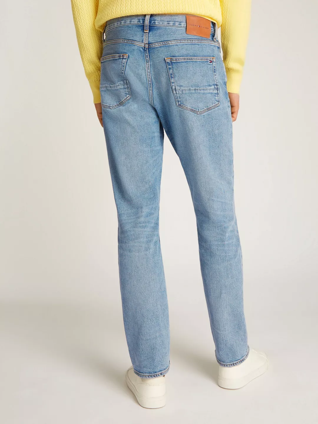 Tommy Hilfiger Straight-Jeans, in blauer Waschung günstig online kaufen