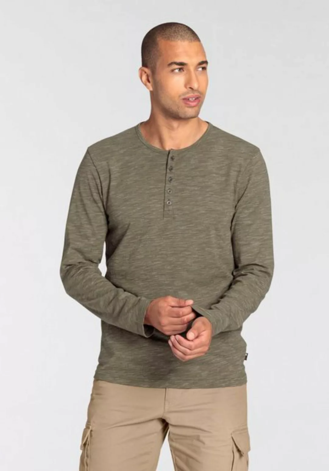 Bruno Banani Langarmshirt mit modischer Knopfleiste günstig online kaufen