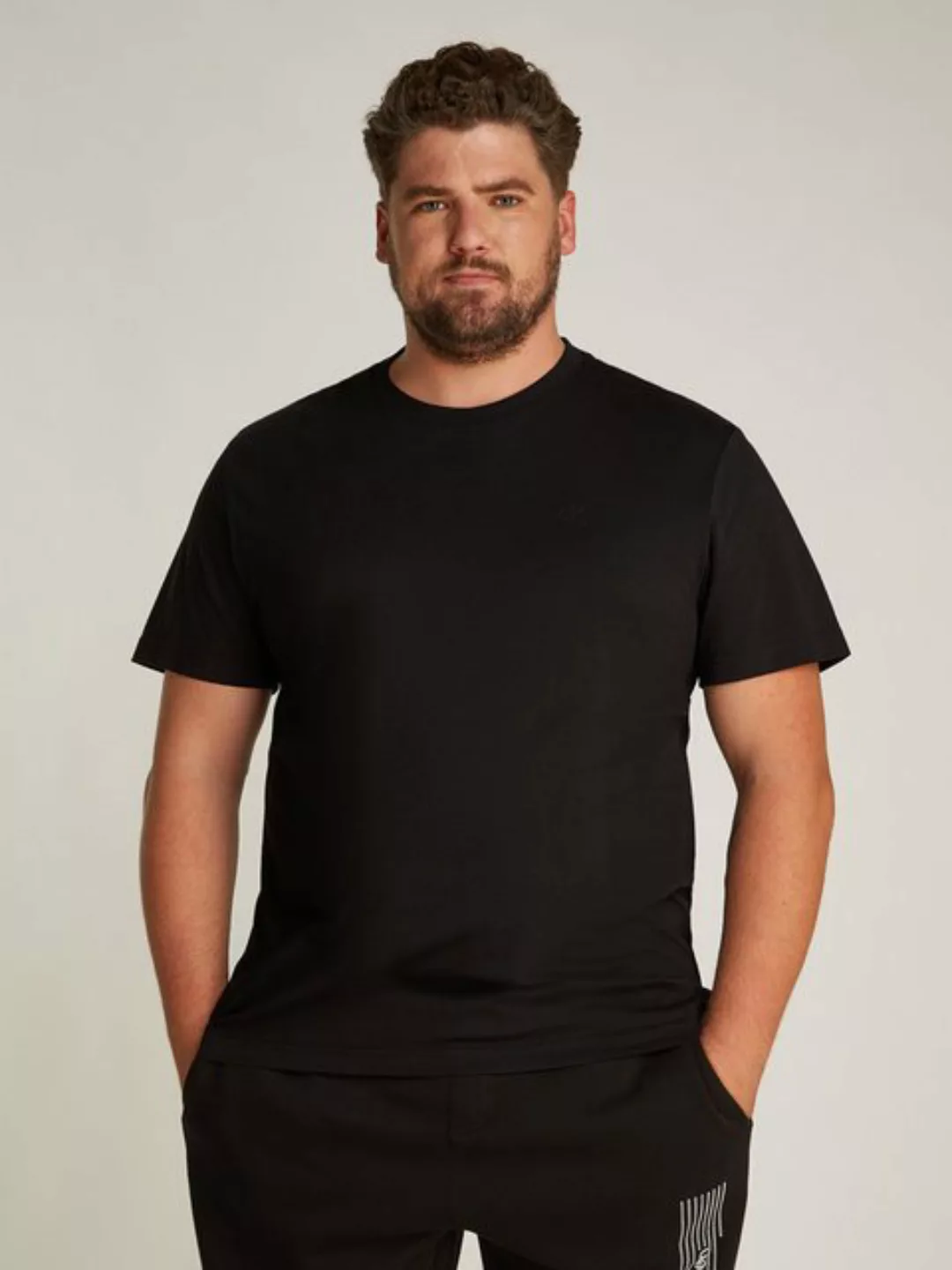 Calvin Klein Jeans Plus T-Shirt Plus Textured Monologo Tee in Großen Größen günstig online kaufen