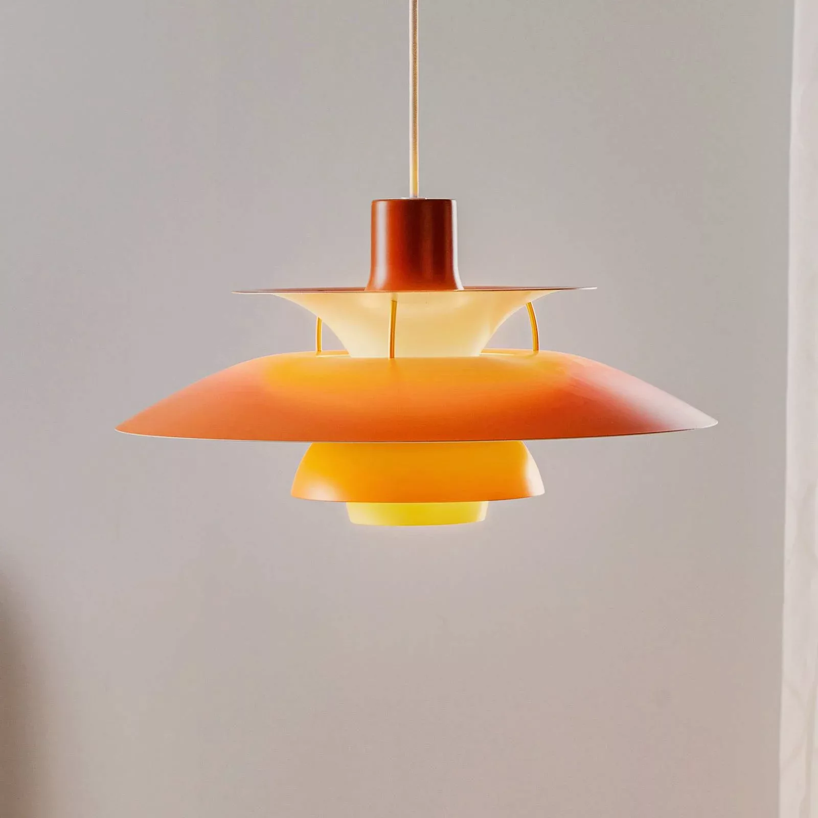 Louis Poulsen PH 5, Designer-Pendellampe orange günstig online kaufen