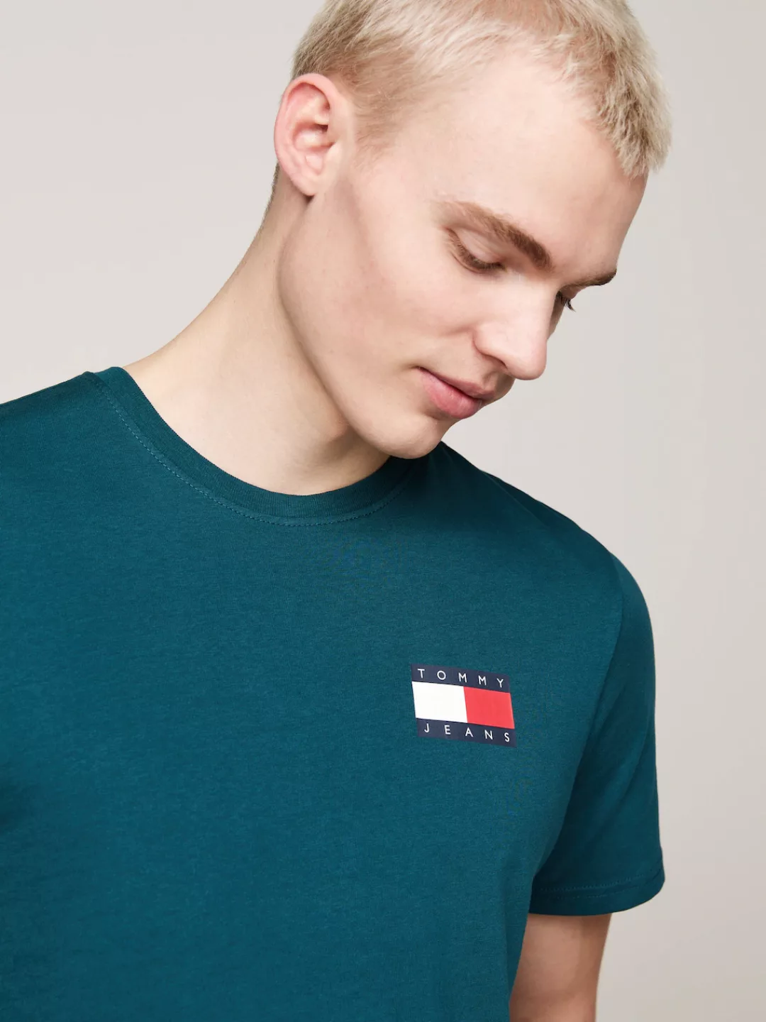 Tommy Jeans T-Shirt TJM SLIM ESSENTIAL FLAG TEE EXT günstig online kaufen