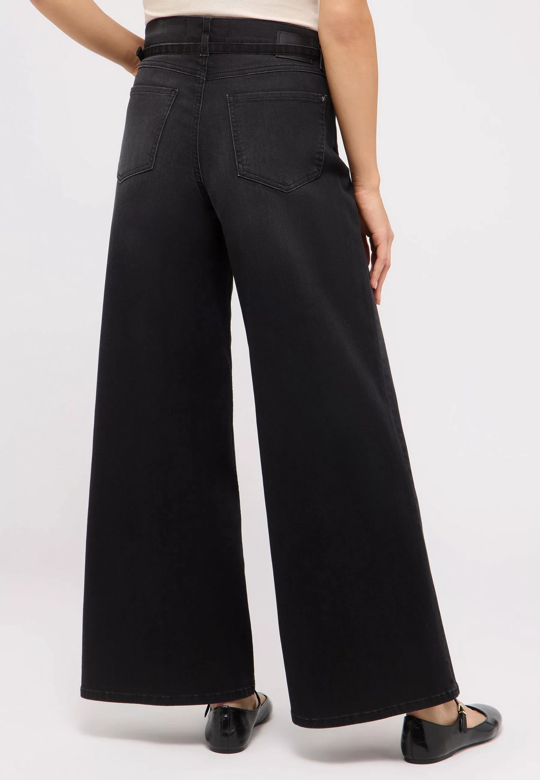 ANGELS Relax-fit-Jeans "LIVA BELT", mit sehr weitem Bein und Gürtel günstig online kaufen