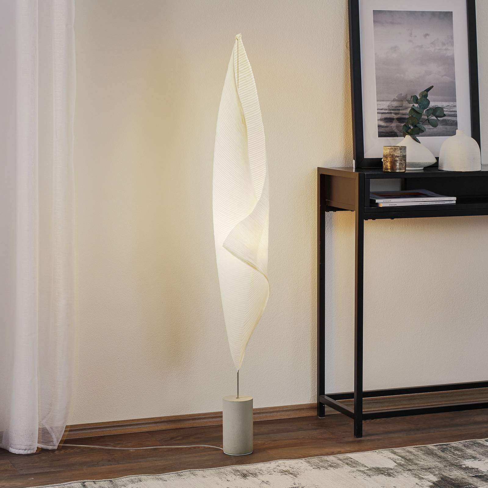 Ingo Maurer Wo-Tum-Bu 2 - LED-Stehlampe günstig online kaufen