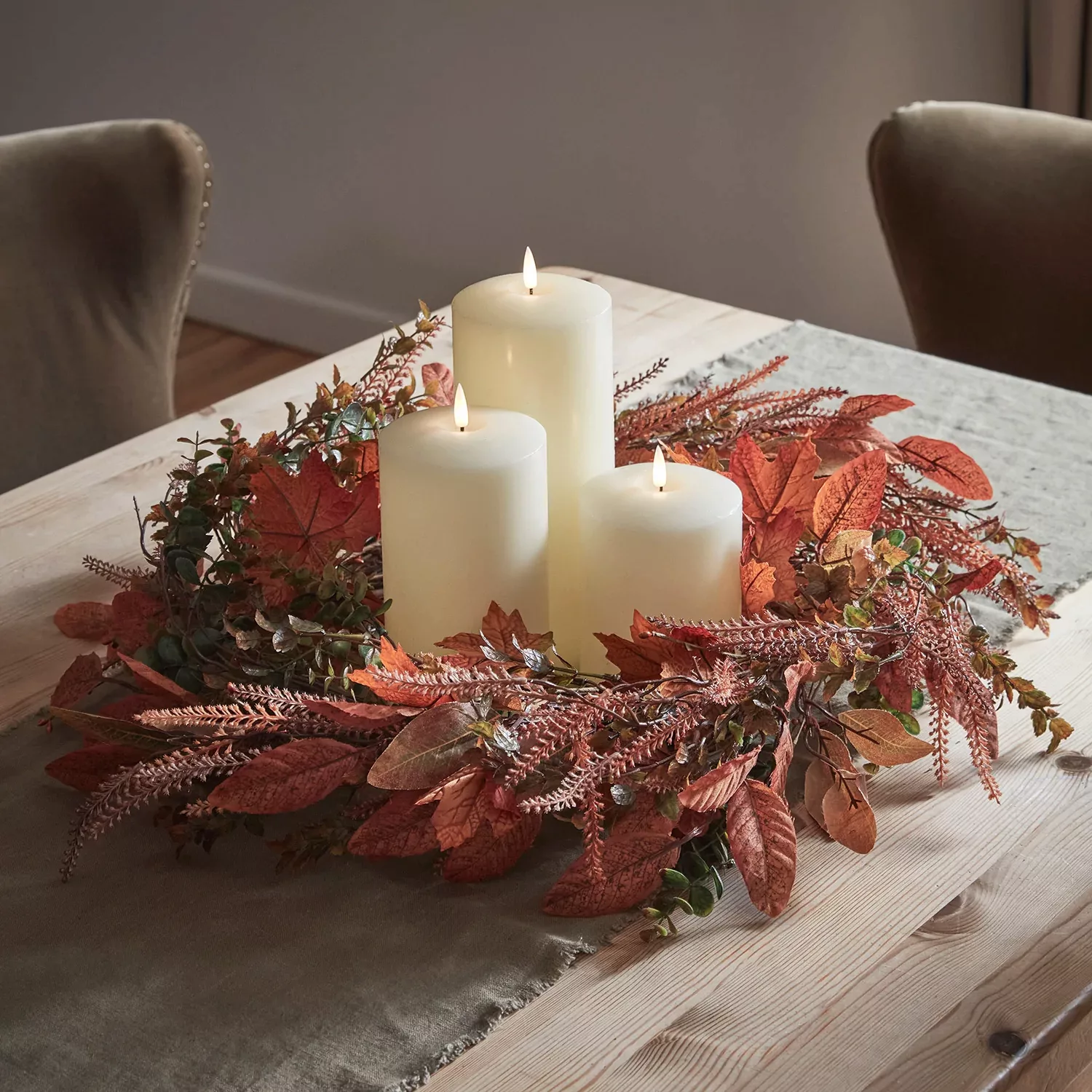 40cm Herbstkranz bunte Blätter mit Truglow® LED Kerzen günstig online kaufen
