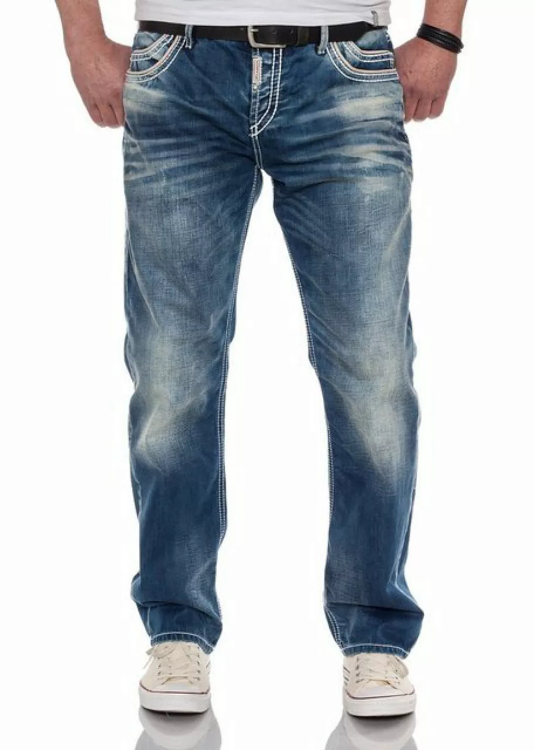 Cipo & Baxx Straight-Jeans mit Kontrastnähten im Regular Fit günstig online kaufen